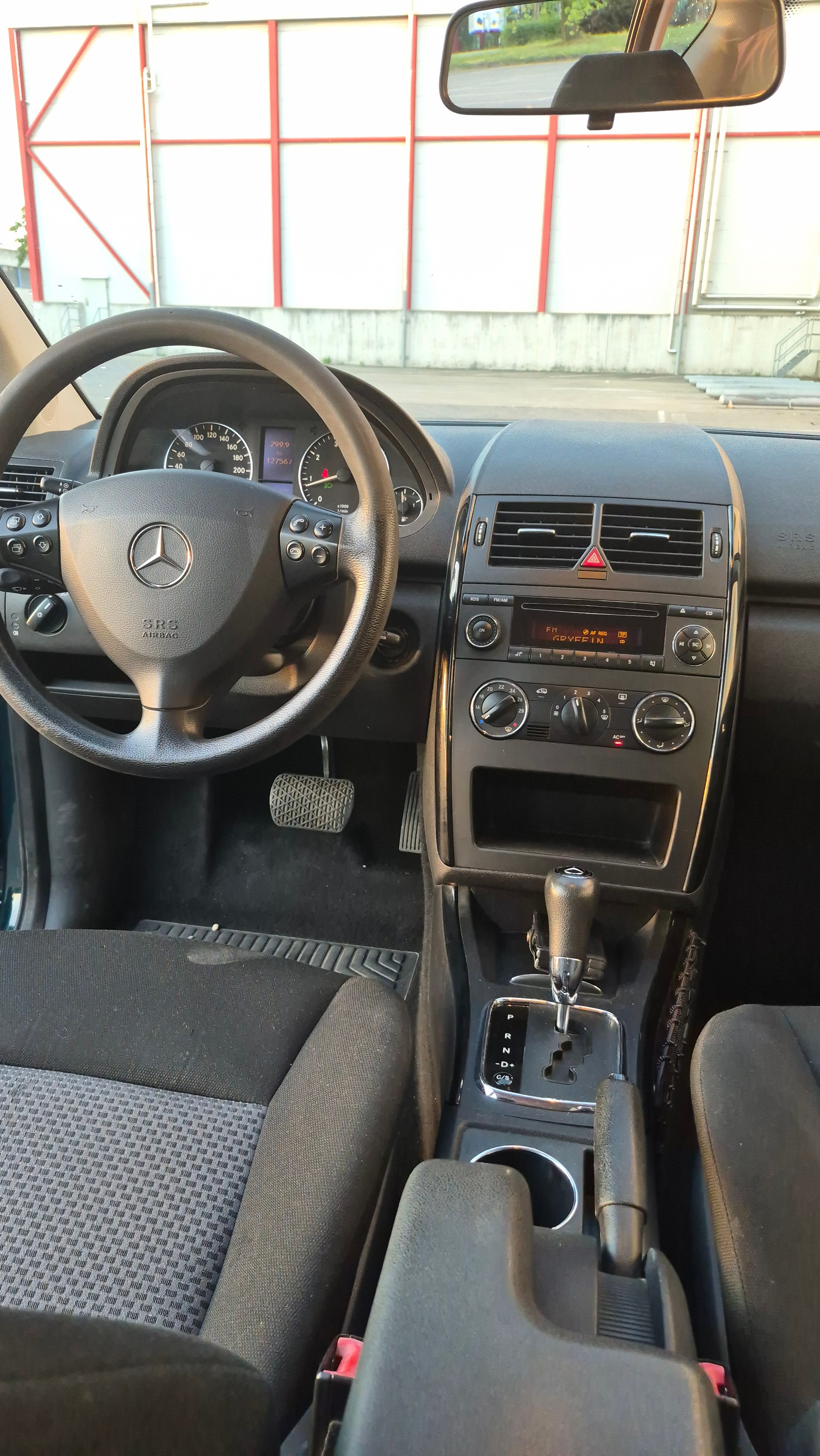 MERCEDES-BENZ A 150-image-4