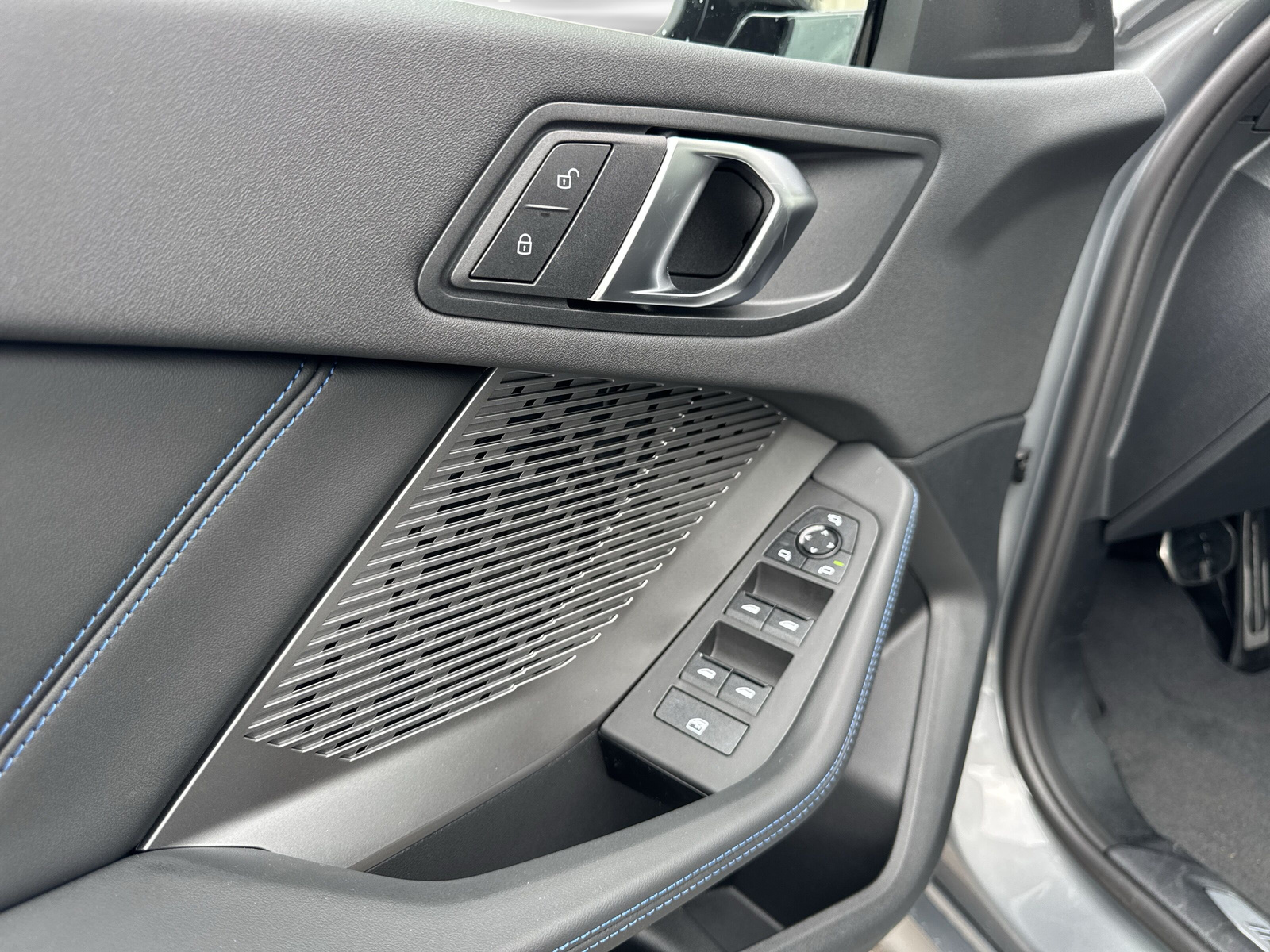 BMW 123 xDrive M Sport Steptronic-image-20