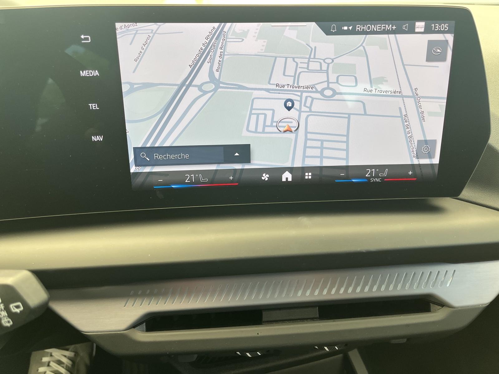 BMW 120 Steptronic (CH)⛽-image-15