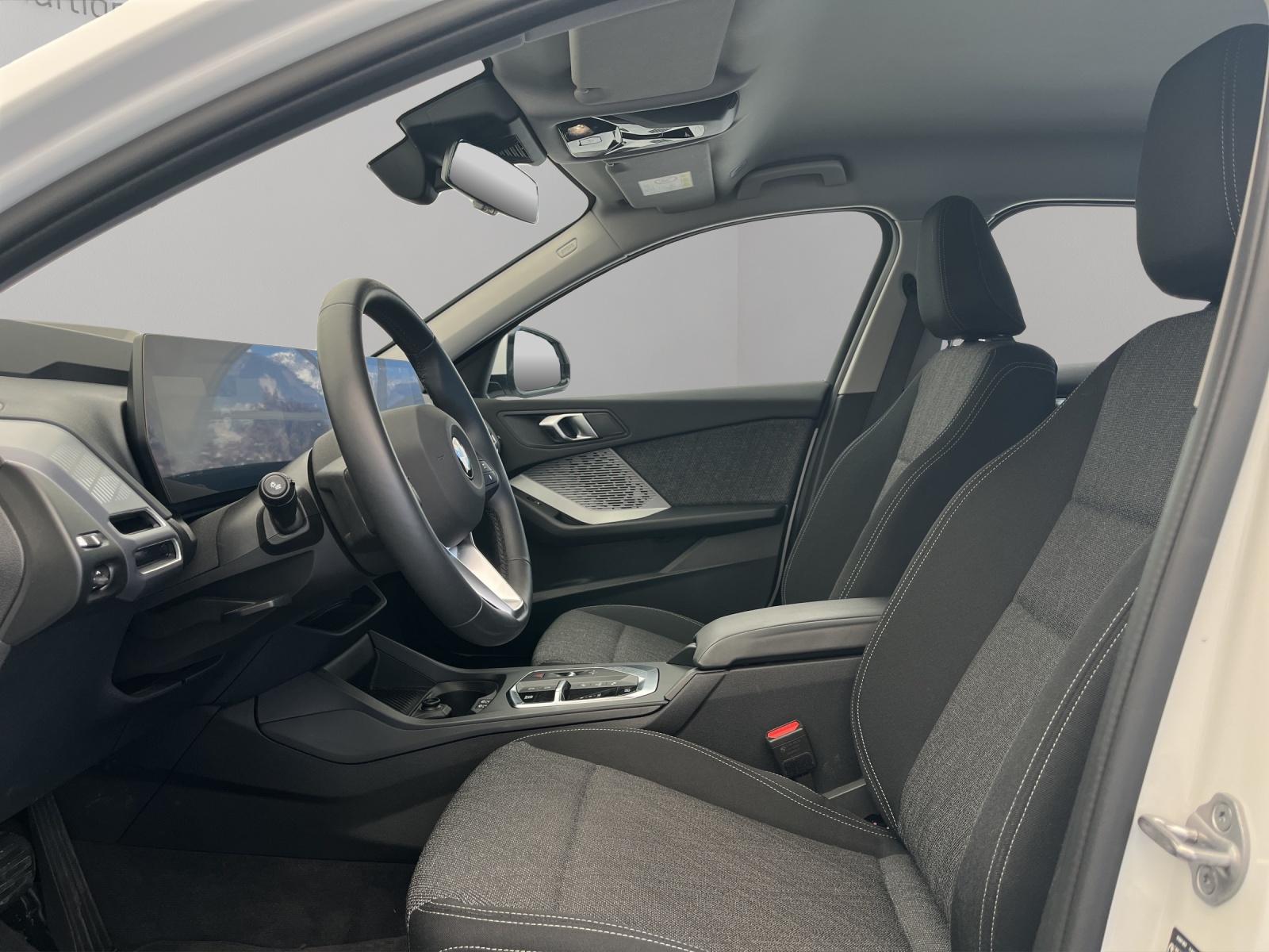 BMW 120 Steptronic (CH)⛽-image-9