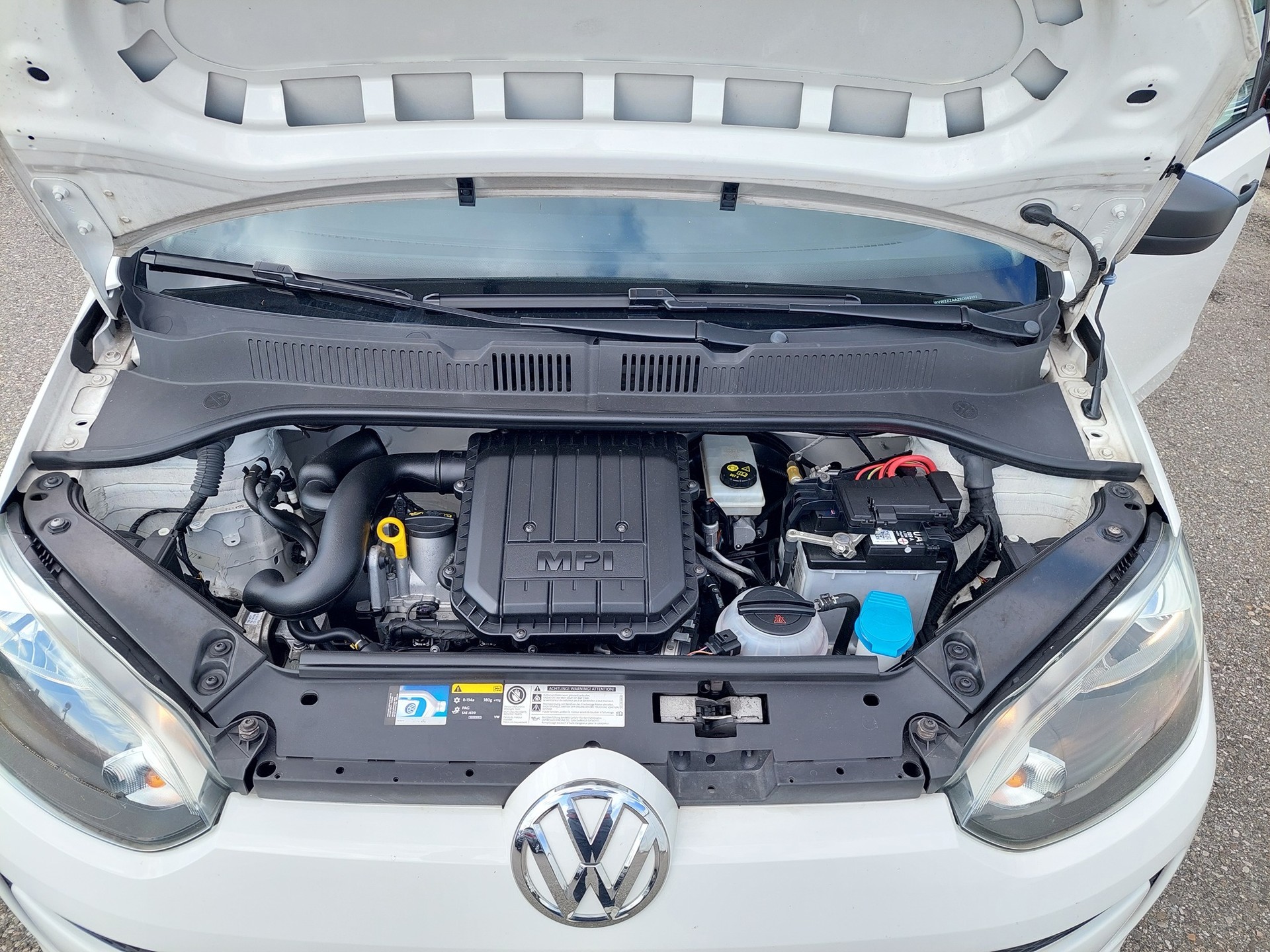 VW Up 1.0 ** ab MFK & Service **-image-6