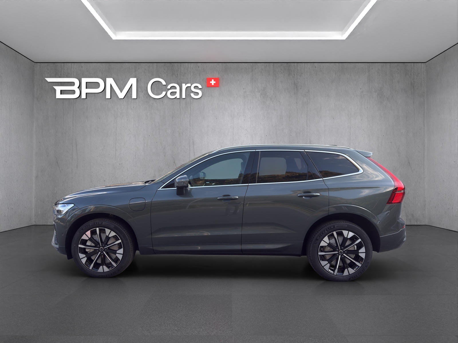 VOLVO XC60 T6 eAWD PluginHybrid Ultra Bright Geartronic-showroom-element-1