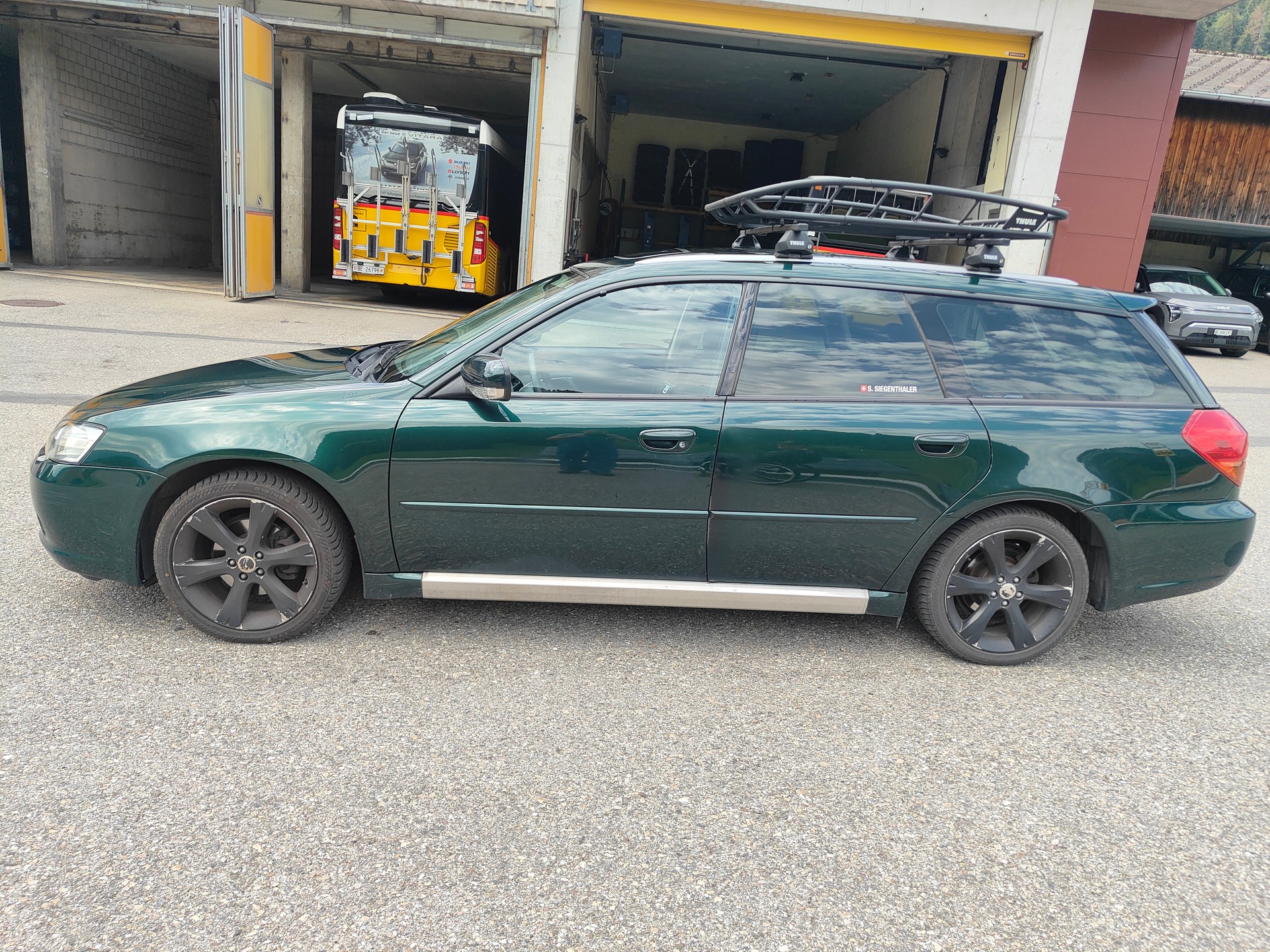 SUBARU Legacy 2.5i AWD Limited Automatic-showroom-element-1