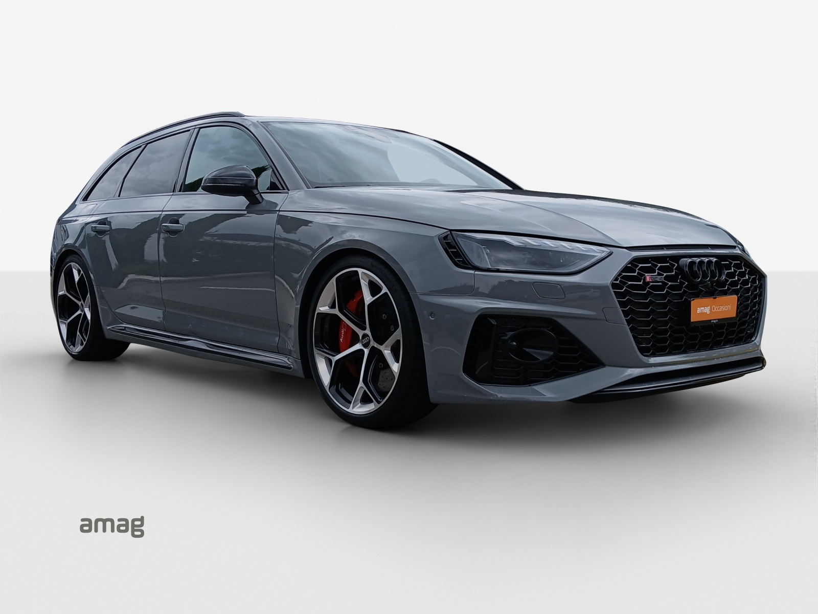 AUDI RS4 Avant quattro tiptronic-image-5