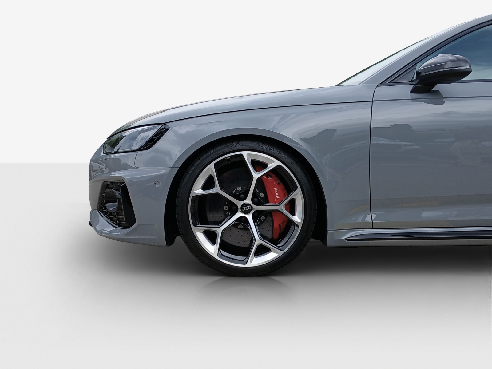 AUDI RS4 Avant quattro tiptronic-image-13