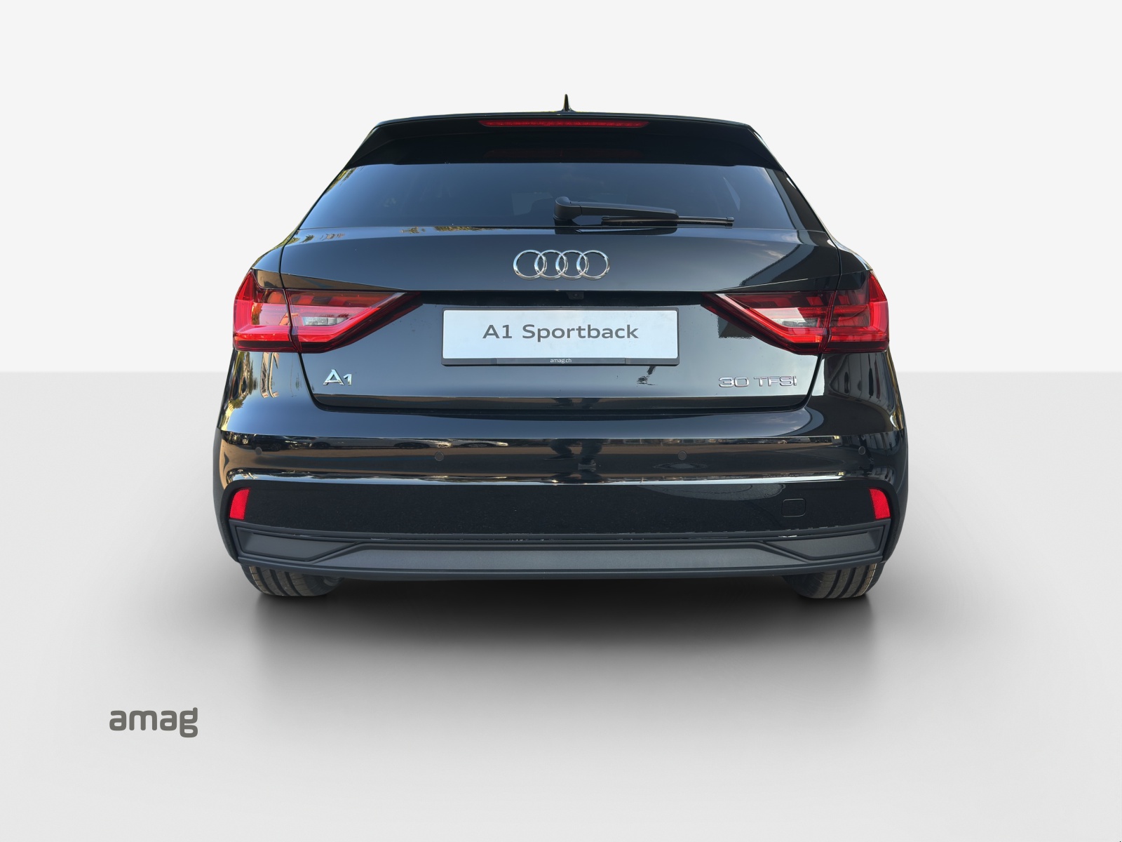 AUDI A1 Sportback 30 TFSI Attraction S-tronic-showroom-element-3