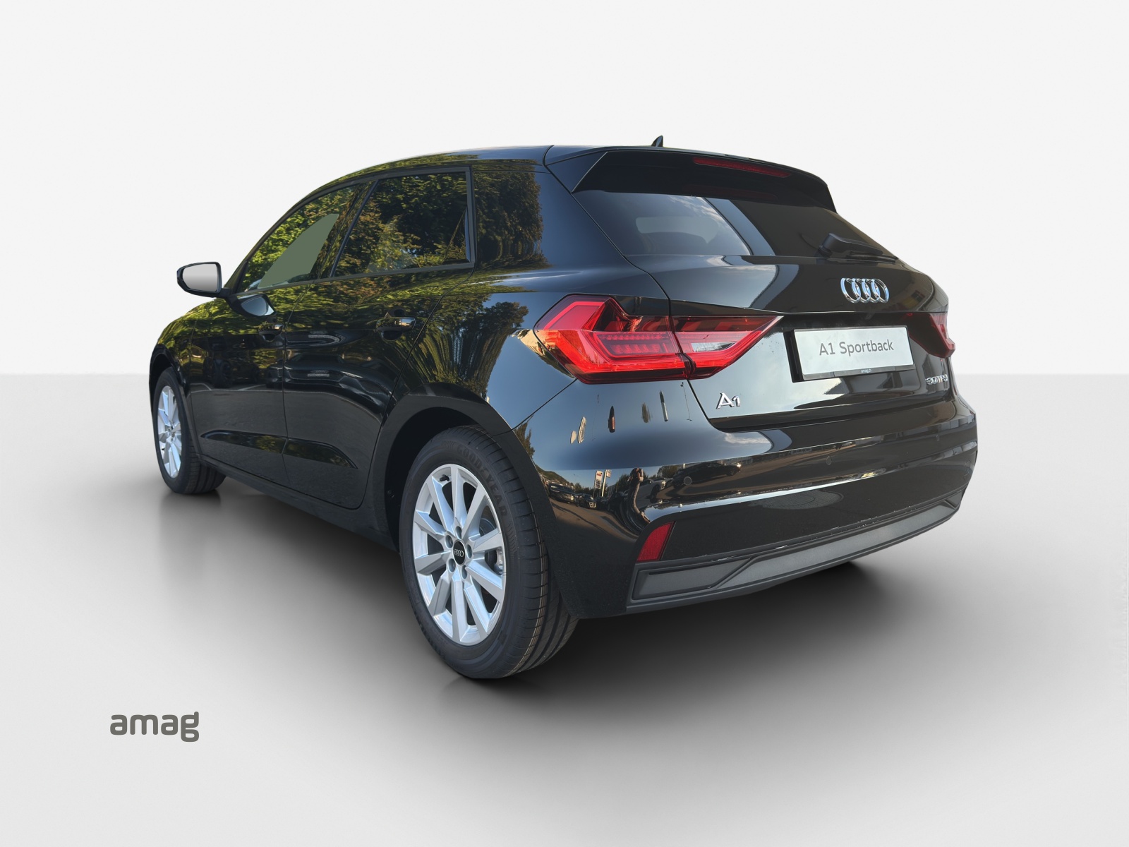 AUDI A1 Sportback 30 TFSI Attraction S-tronic-showroom-element-2