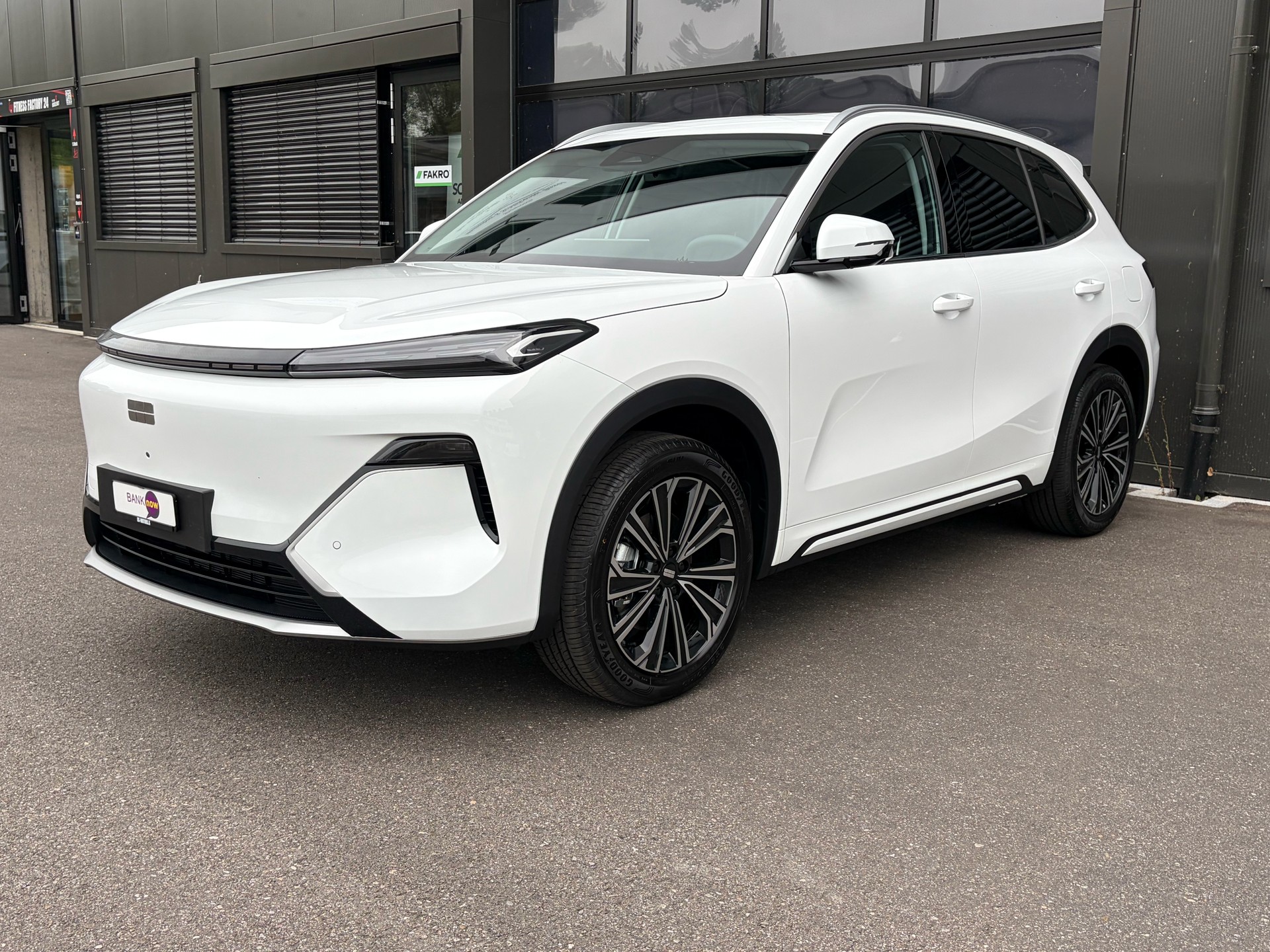 GEELY Starray EM-i Max+ PHEV-showroom-element-2