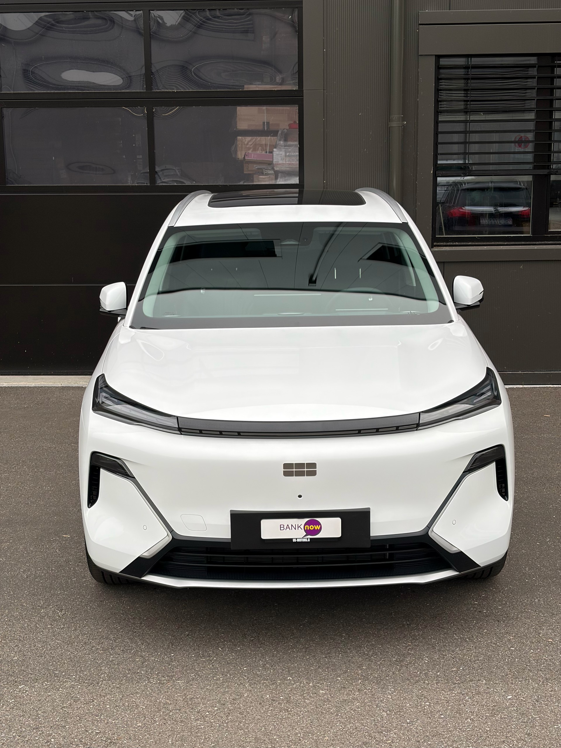 GEELY Starray EM-i Max+ PHEV-showroom-element-3