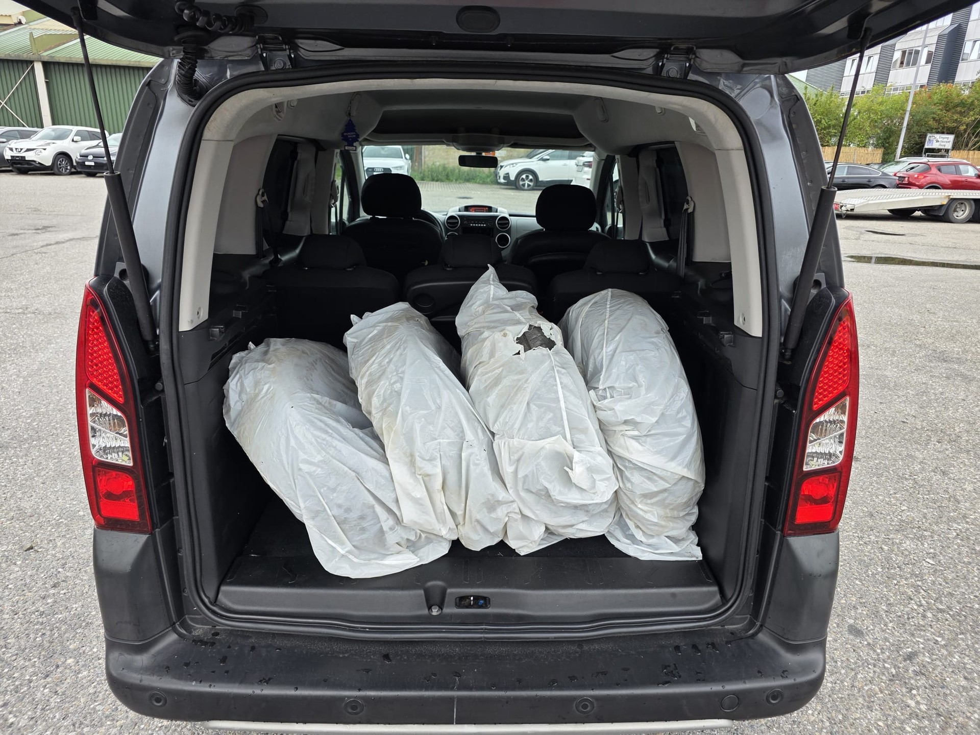 PEUGEOT Partner 1.6 BlueHDi Active-image-5
