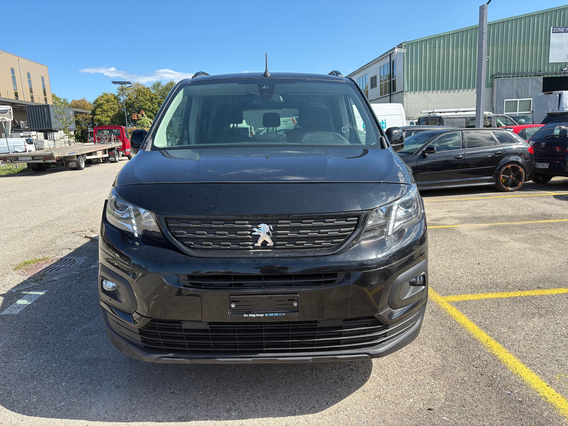 PEUGEOT Rifter 1.2 PureTech Allure EAT8-image-4