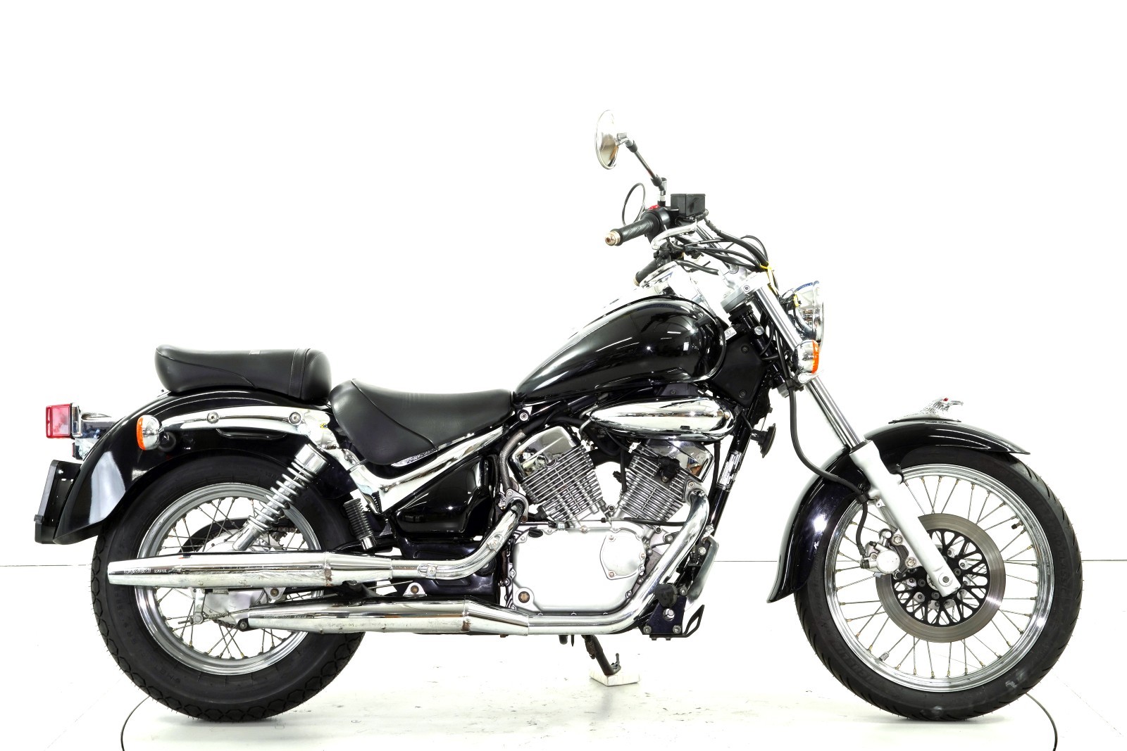 SUZUKI VL 125-showroom-element-3