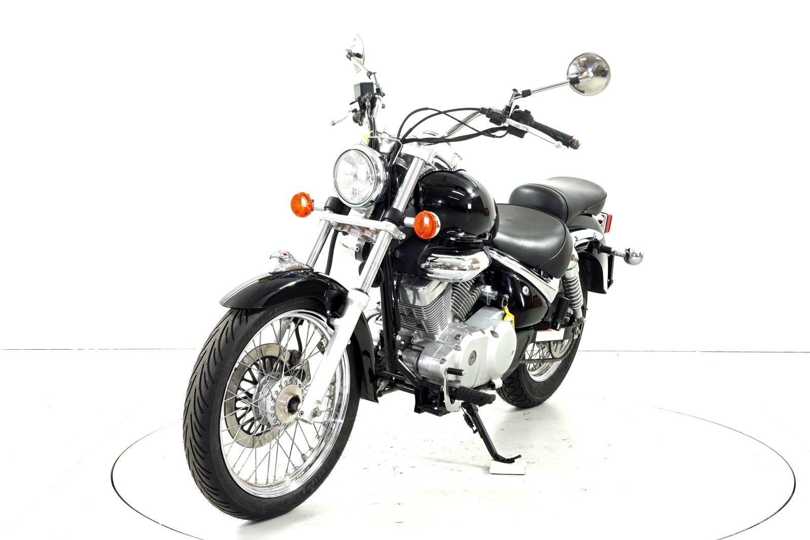 SUZUKI VL 125-showroom-element-2