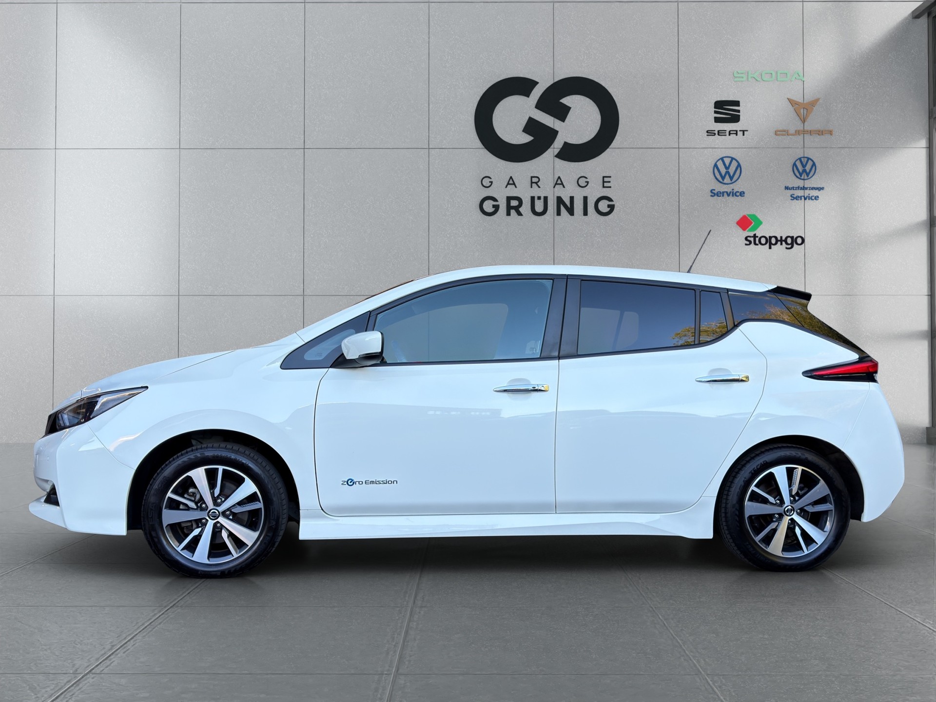 NISSAN Leaf Tekna(incl.battery)-showroom-element-2