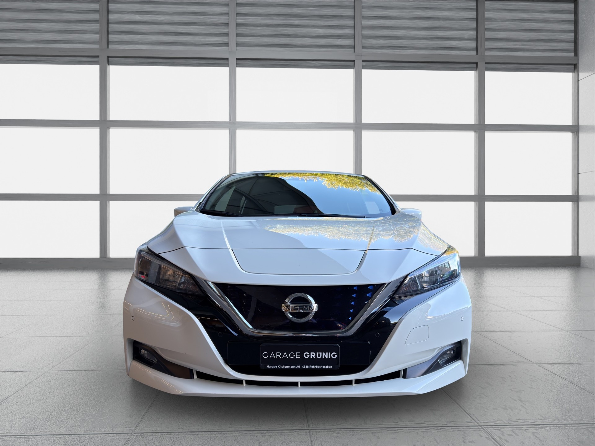 NISSAN Leaf Tekna(incl.battery)-showroom-element-1