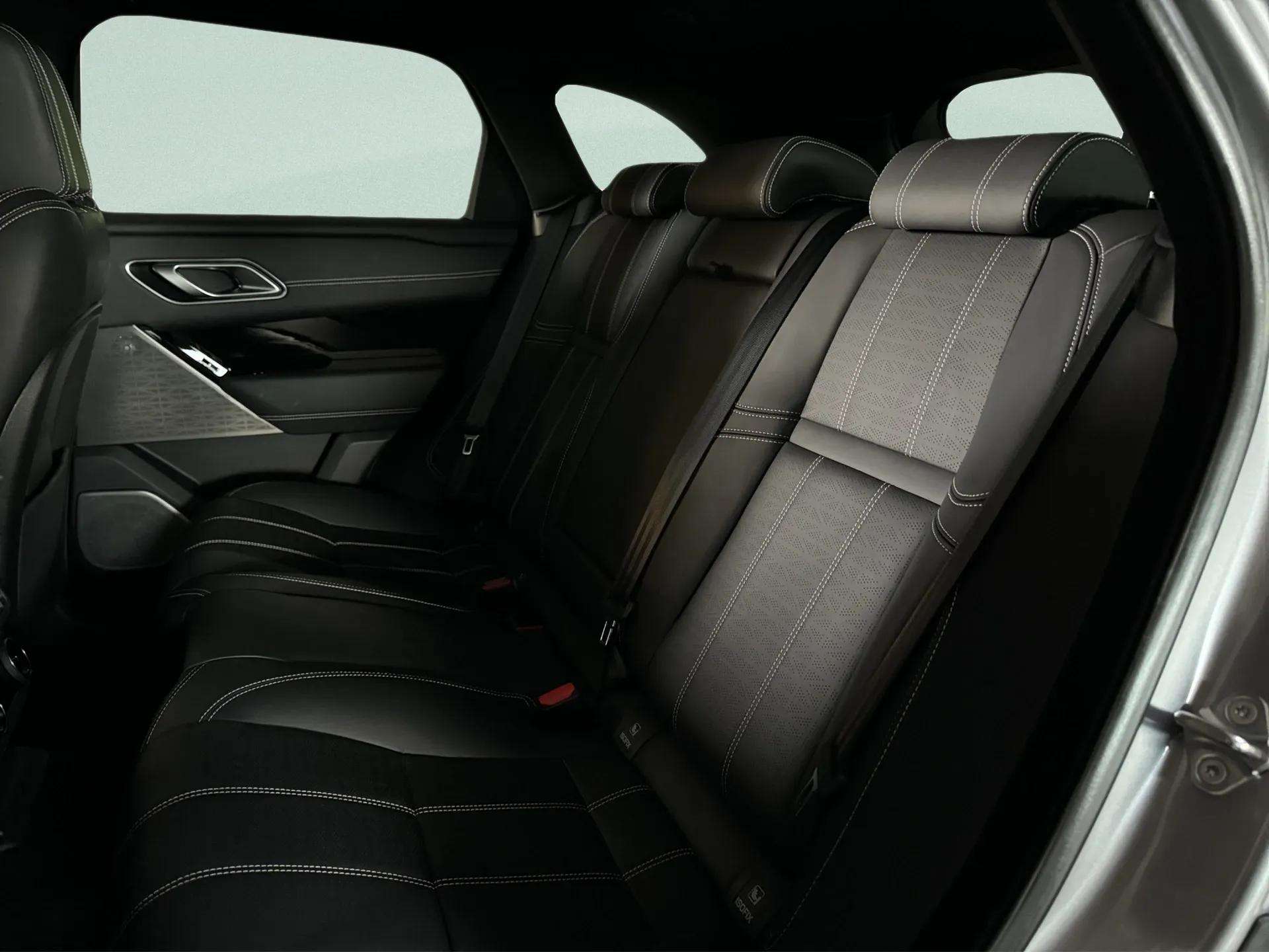 LAND ROVER Range Rover Velar R-Dynamic P 400 Edition Automatic-image-17
