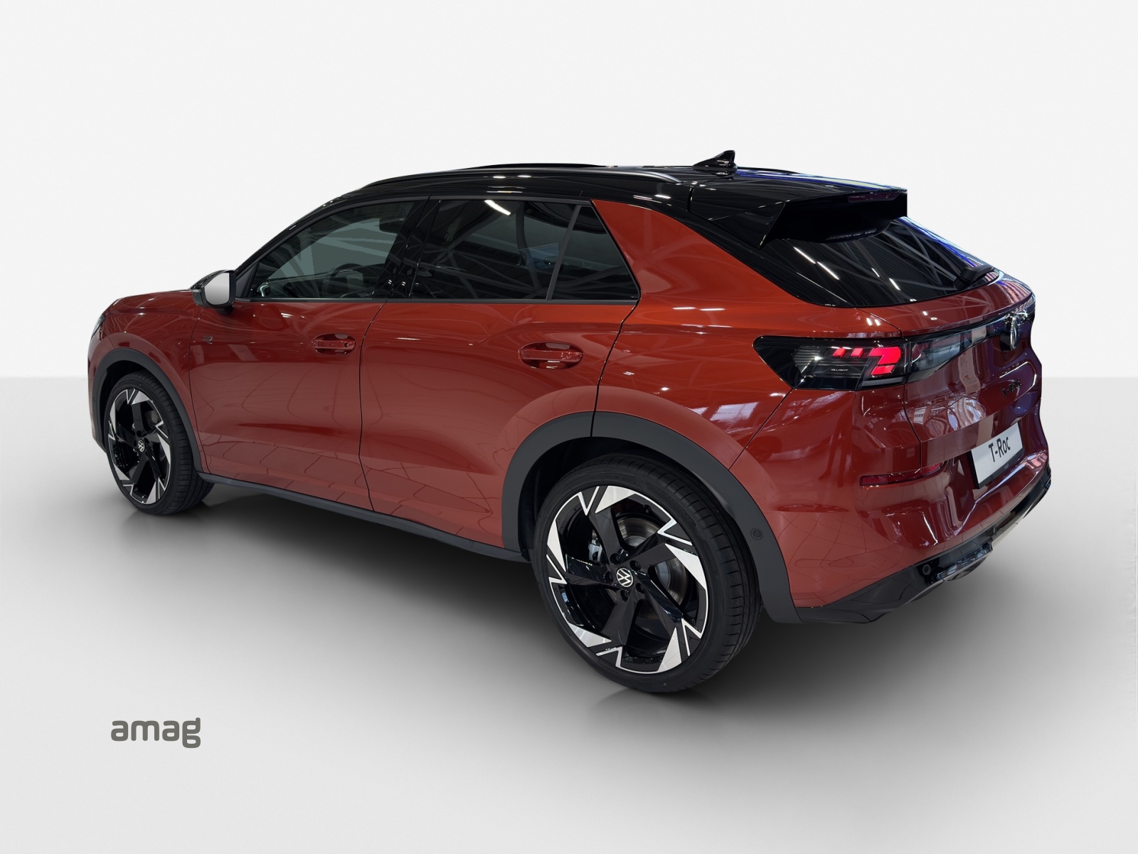 VW T-Roc 1.5 eTSI mHEV R-Line DSG-showroom-element-2