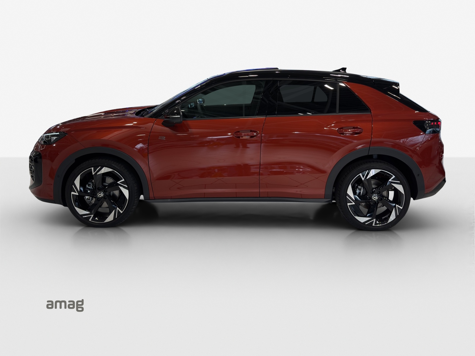 VW T-Roc 1.5 eTSI mHEV R-Line DSG-showroom-element-1