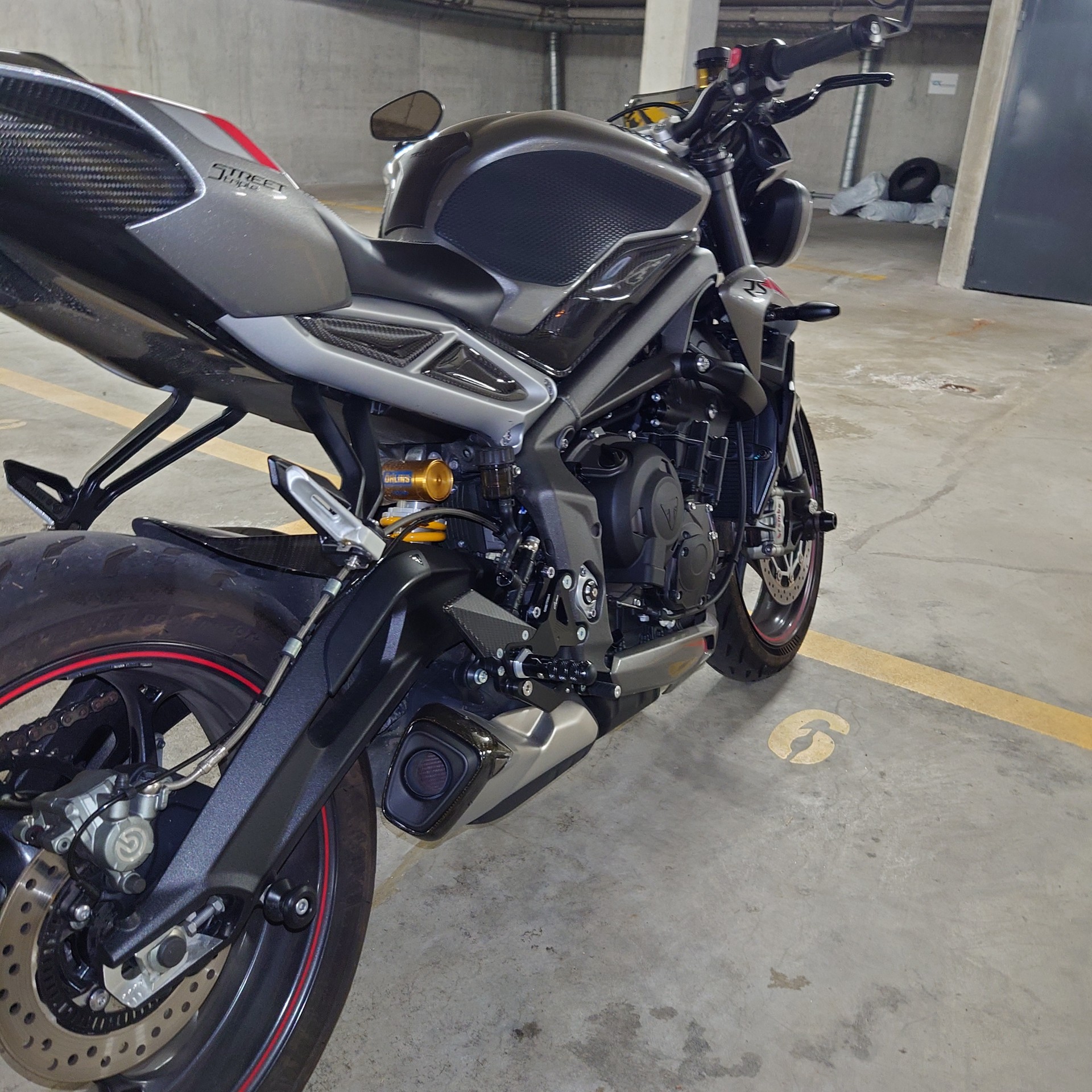 TRIUMPH Street Triple RS 765 ABS-image-1