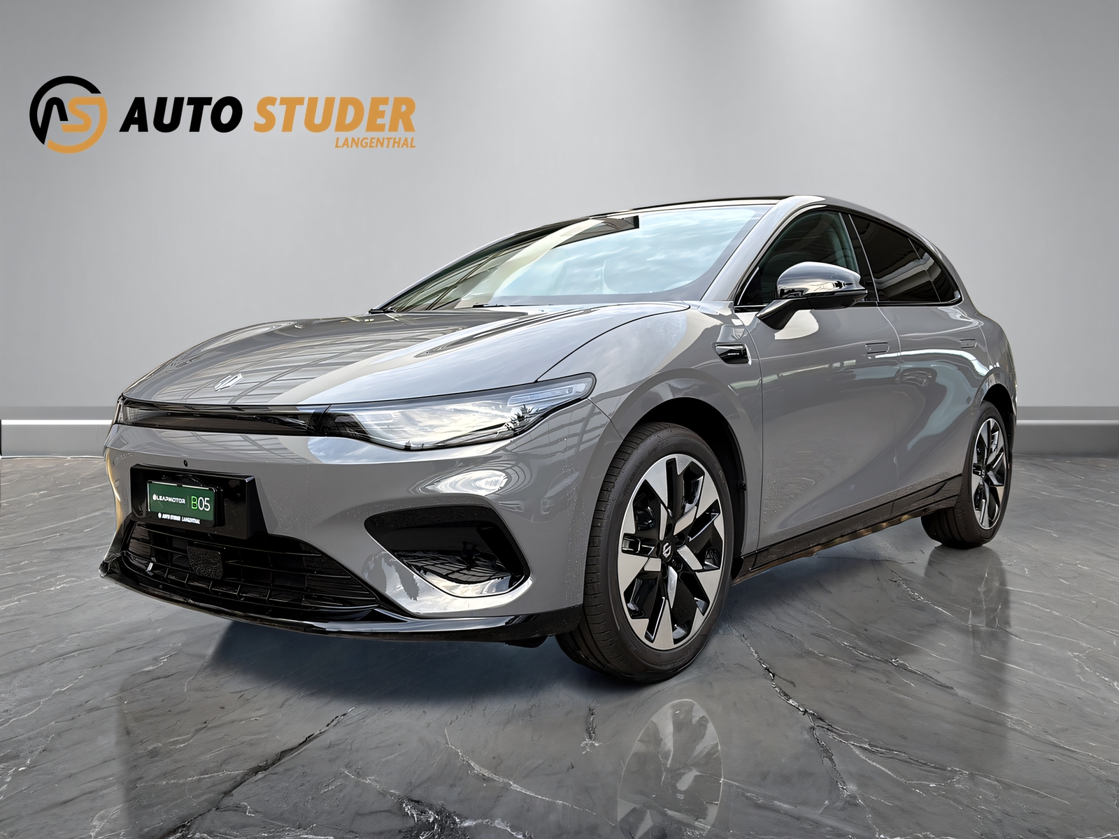 LEAPMOTOR B05 EV-showroom-element-1