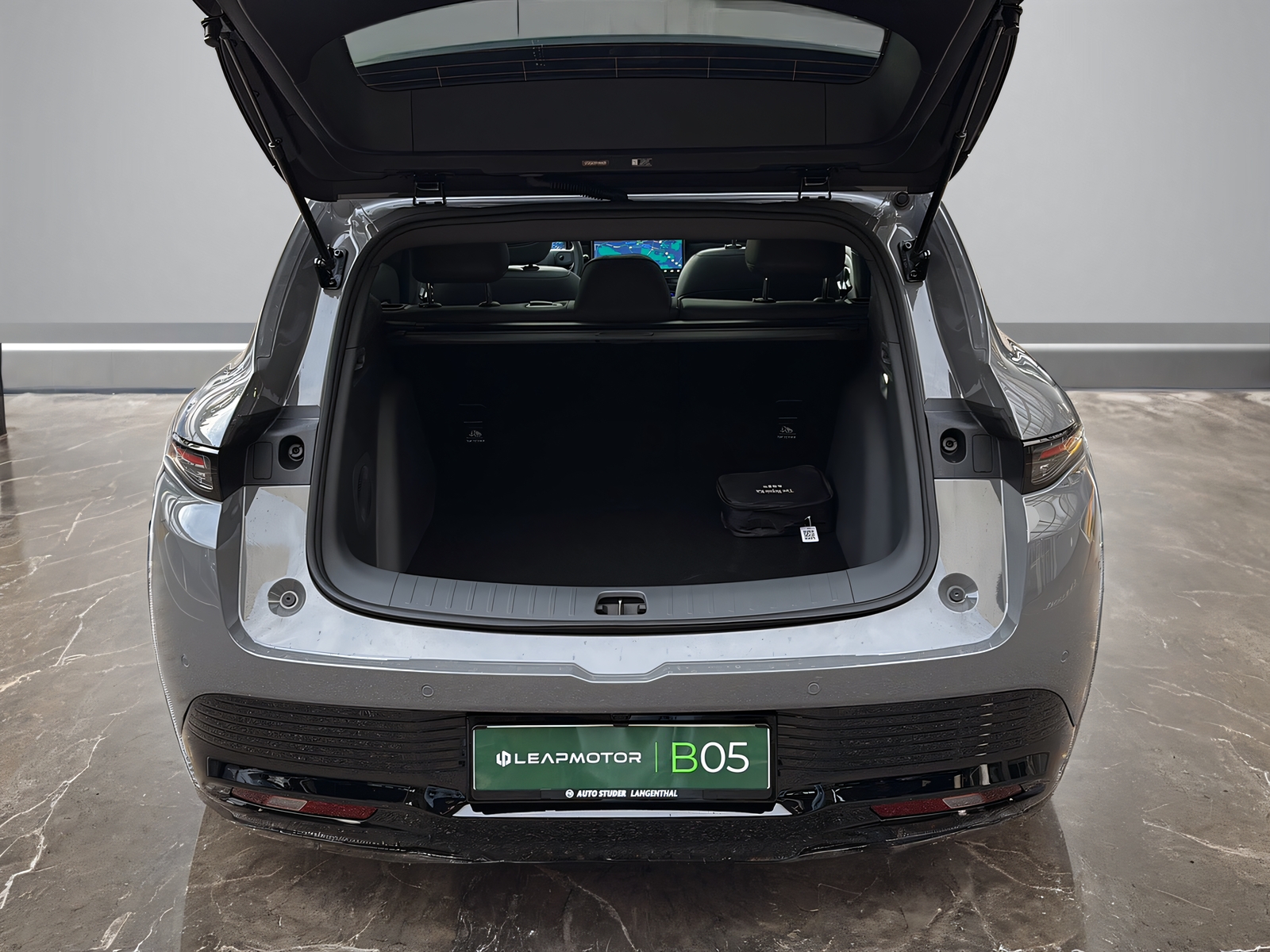 LEAPMOTOR B05 EV-image-11