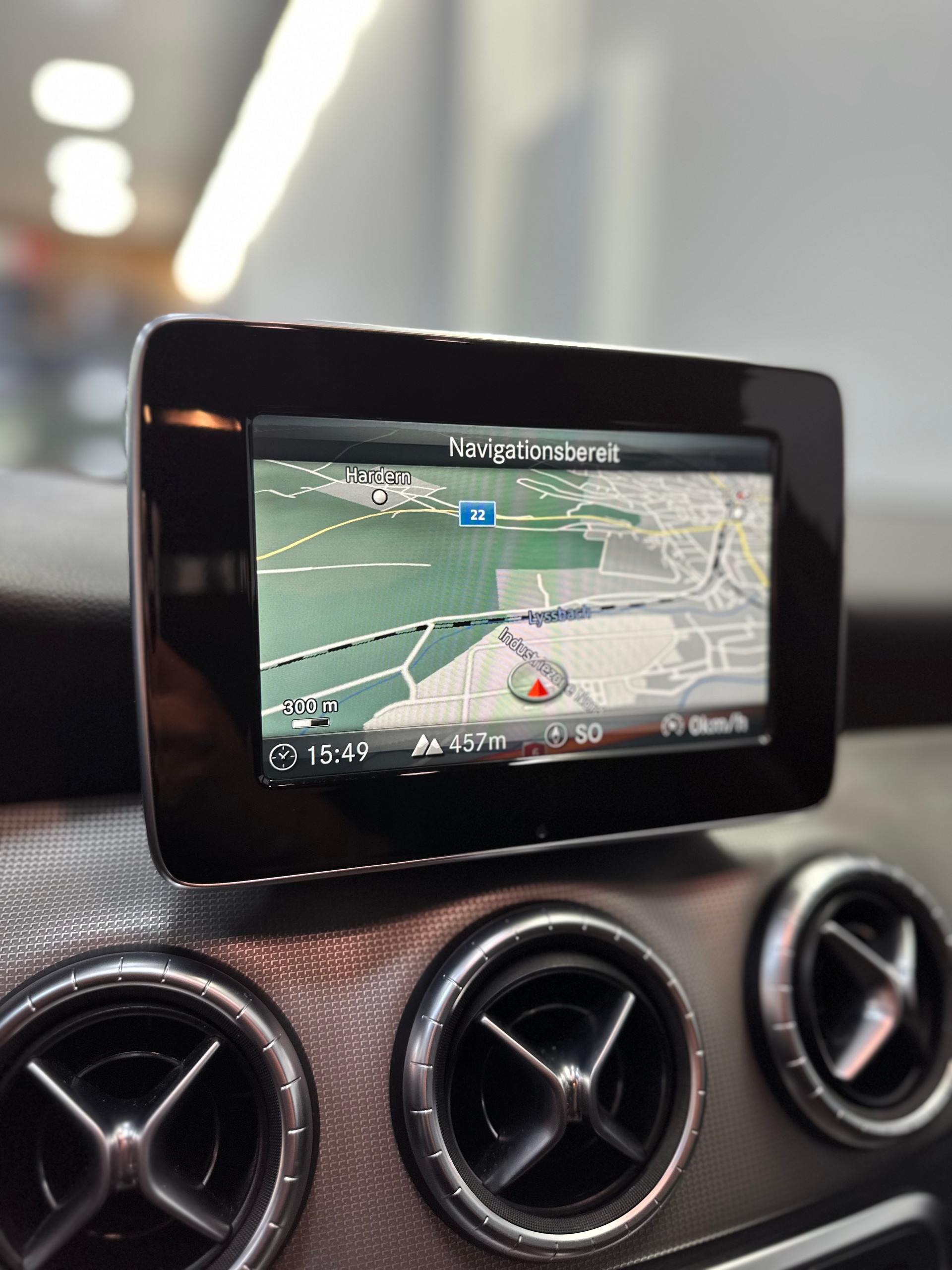 MERCEDES-BENZ CLA Shooting Brake 250 Urban 7G-DCT-image-14