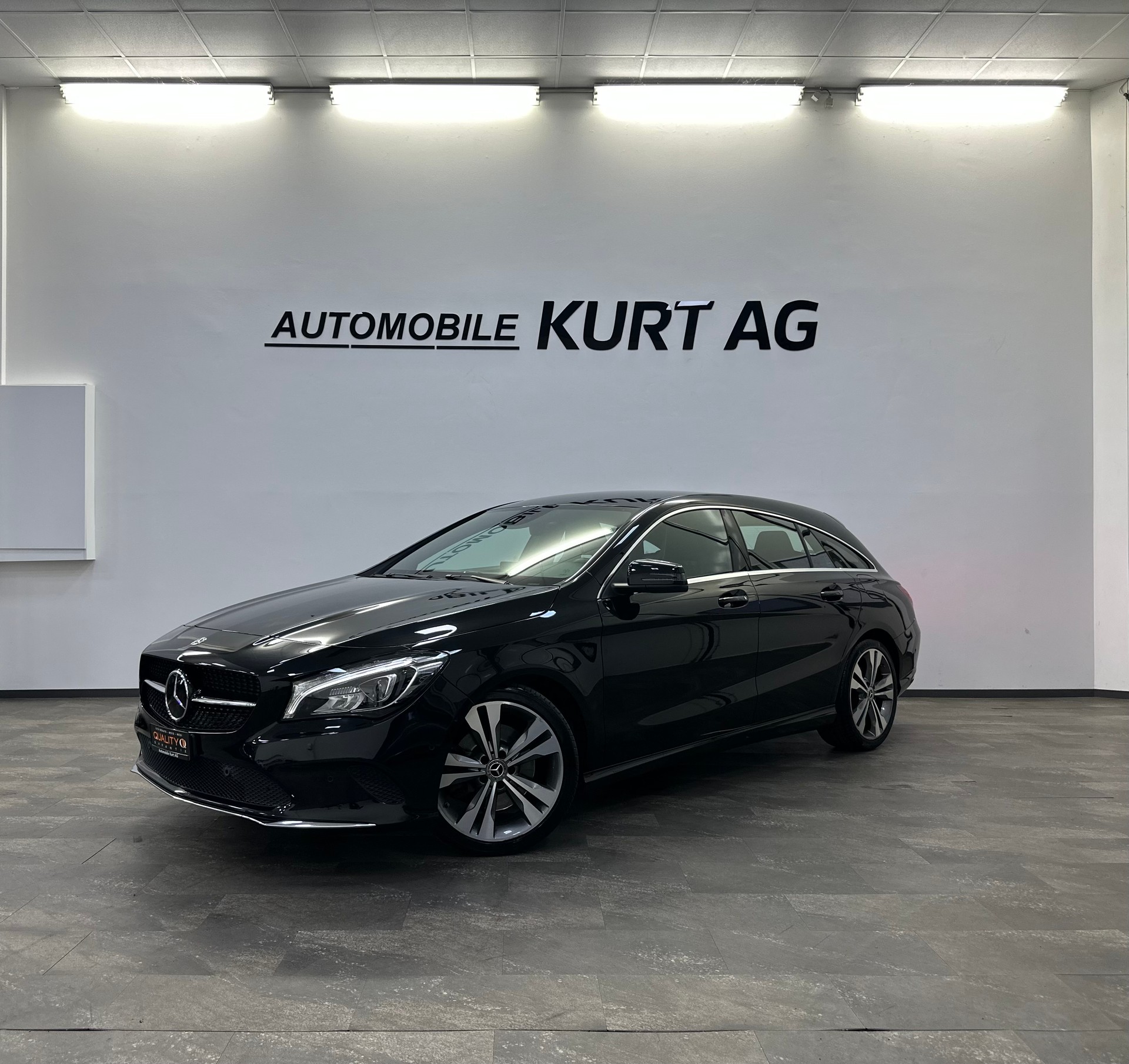 MERCEDES-BENZ CLA Shooting Brake 250 Urban 7G-DCT