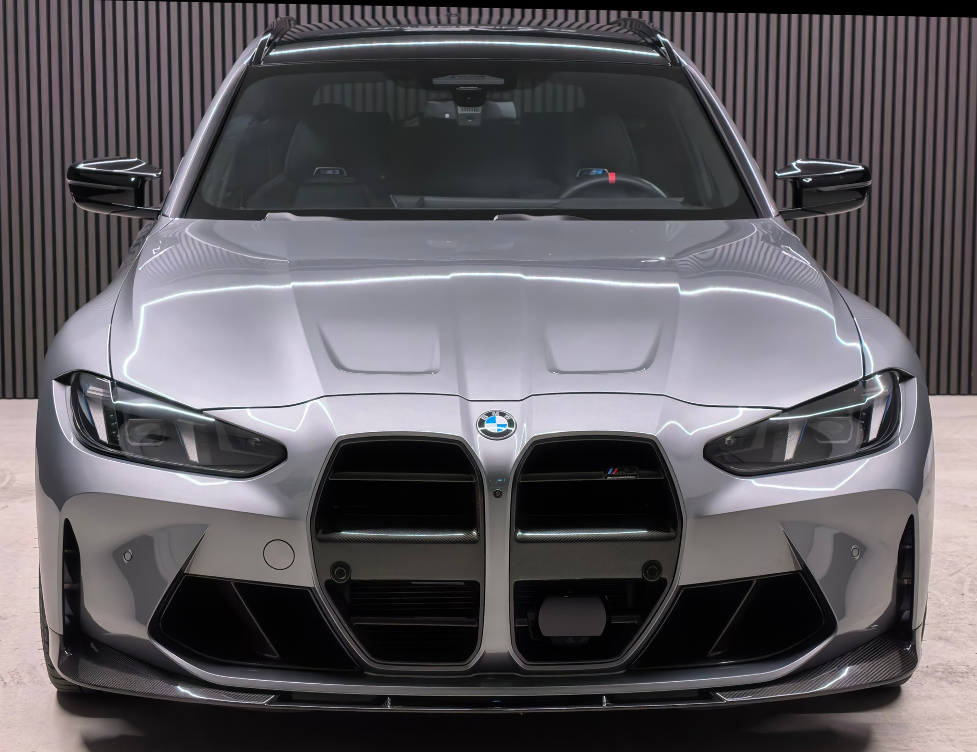 BMW M3 Touring xDrive Competition M-showroom-element-1