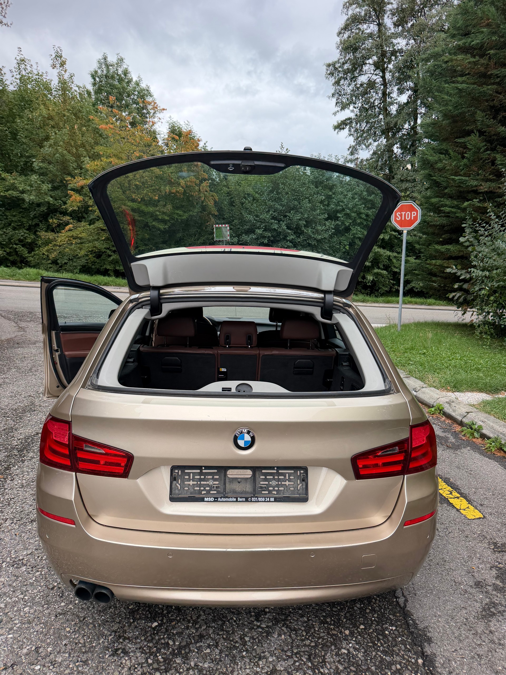 BMW 528i xDrive Touring Steptronic-image-8
