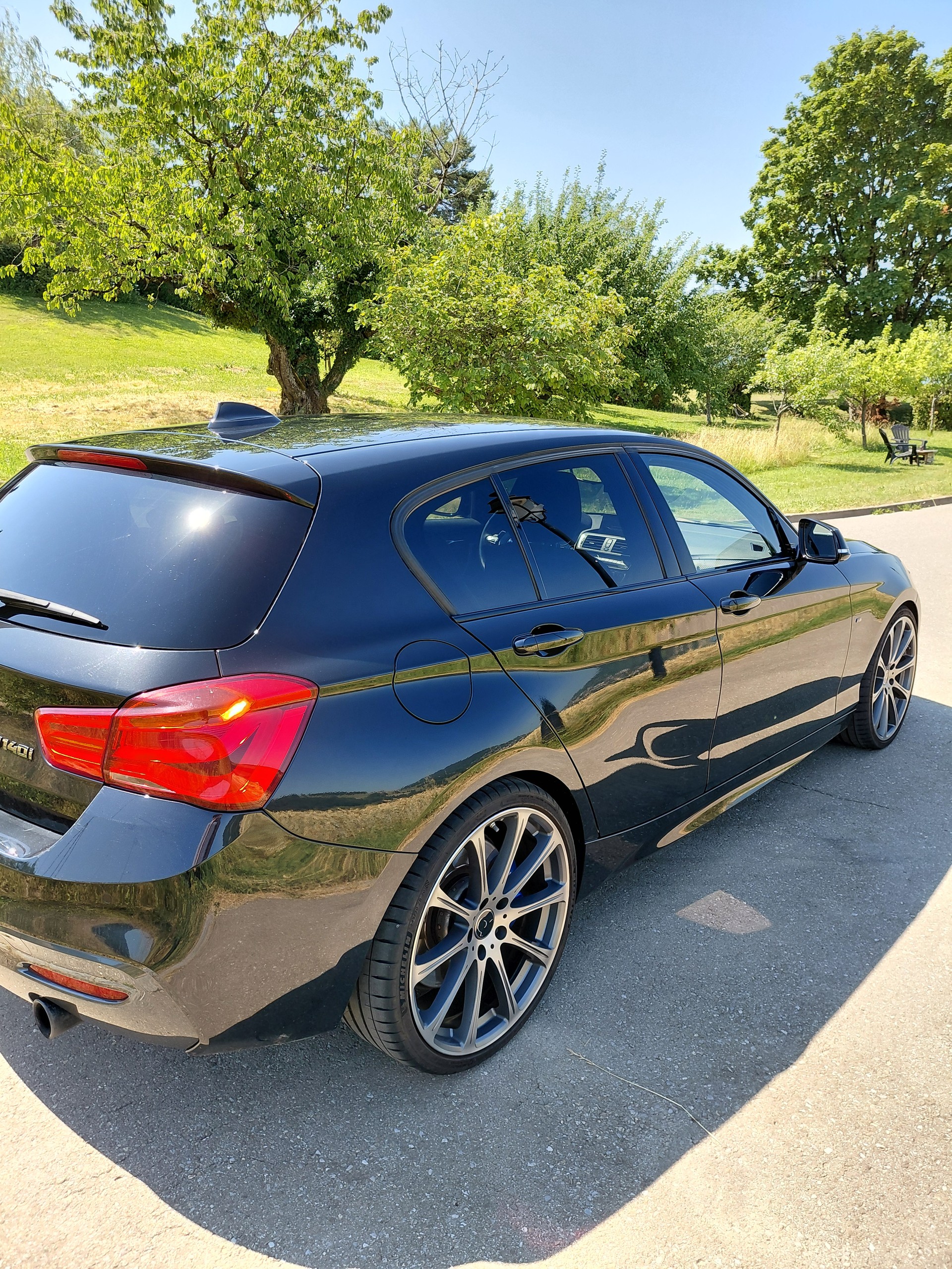 BMW M140i xDrive-image-4