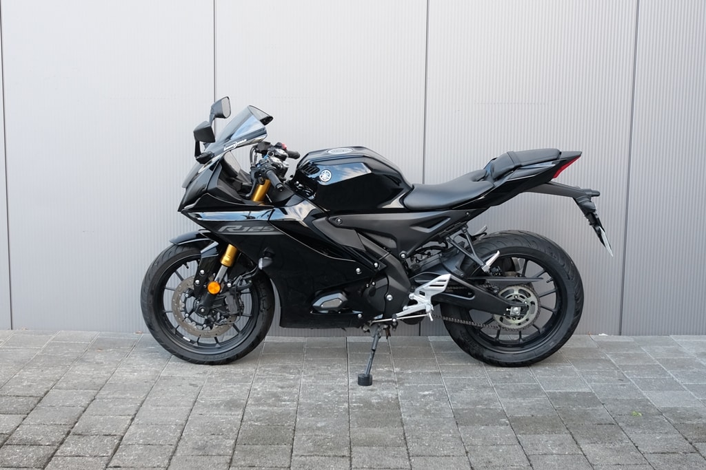 YAMAHA YZF-R125 ABS-image-2