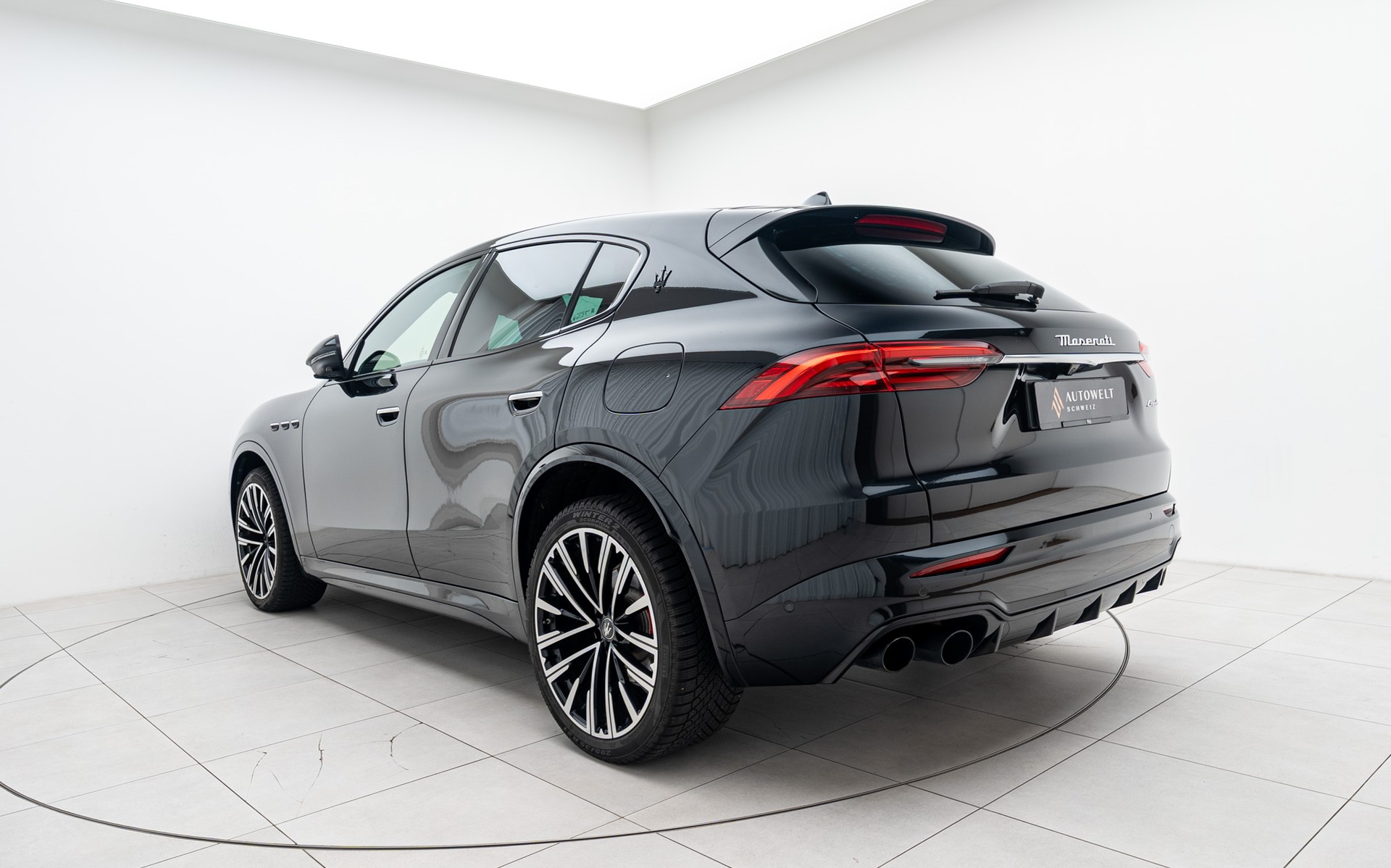 MASERATI Grecale 2.0 MHEV Modena Hybrid Automatica-showroom-element-2