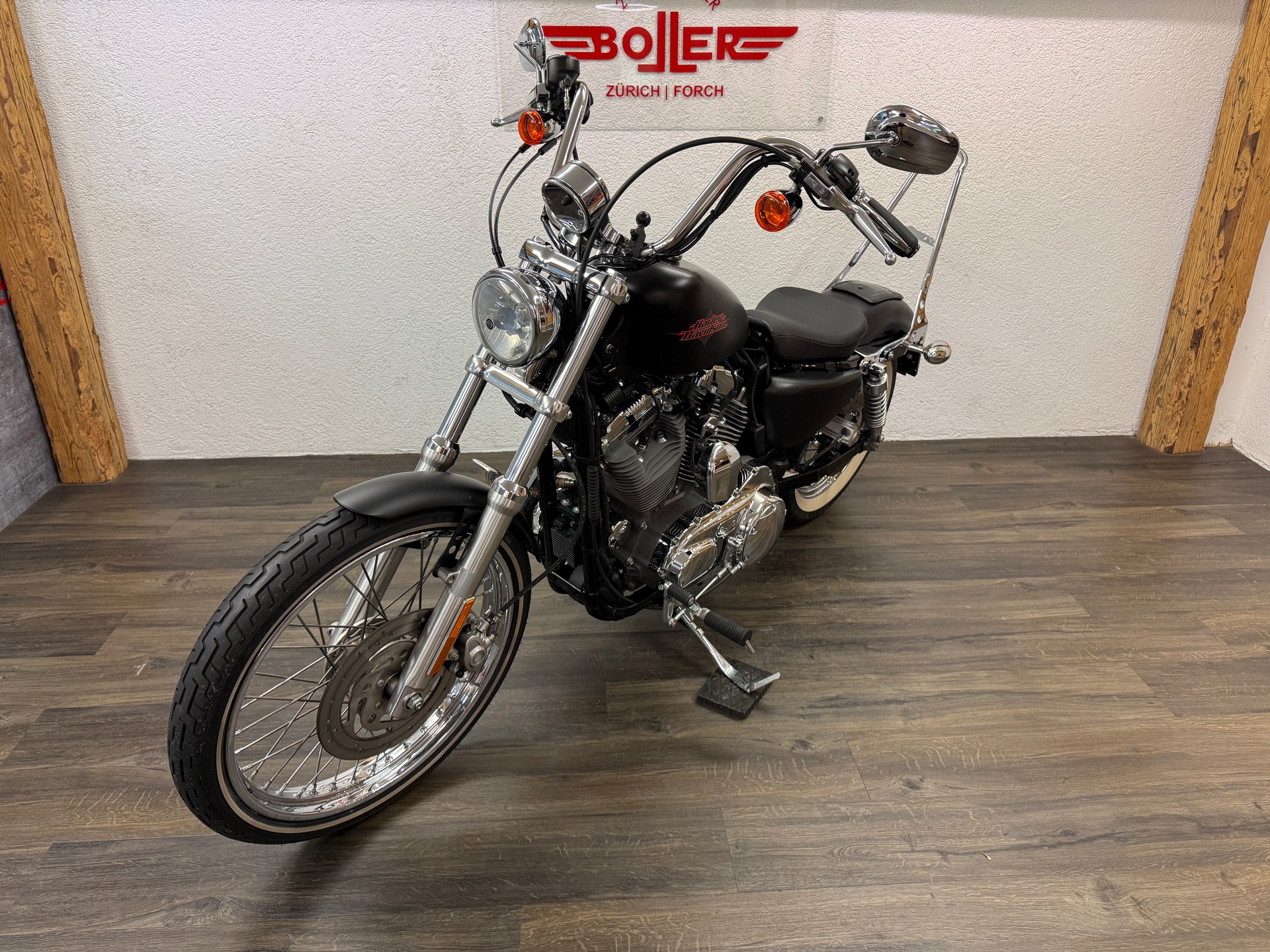HARLEY-DAVIDSON XL 1200 V Seventy Two-image-7