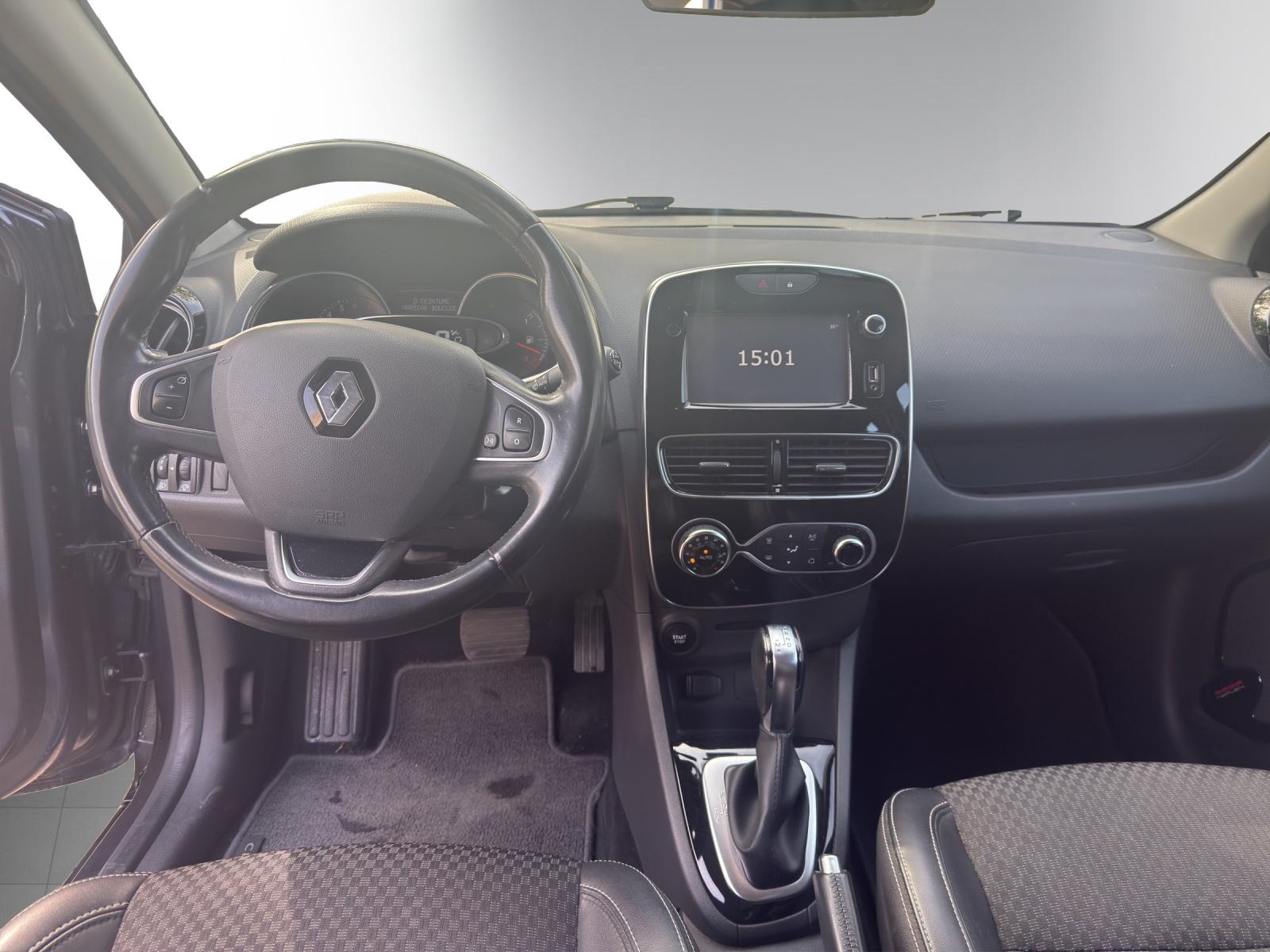 RENAULT Clio 1.2 16V T Intens EDC-image-6