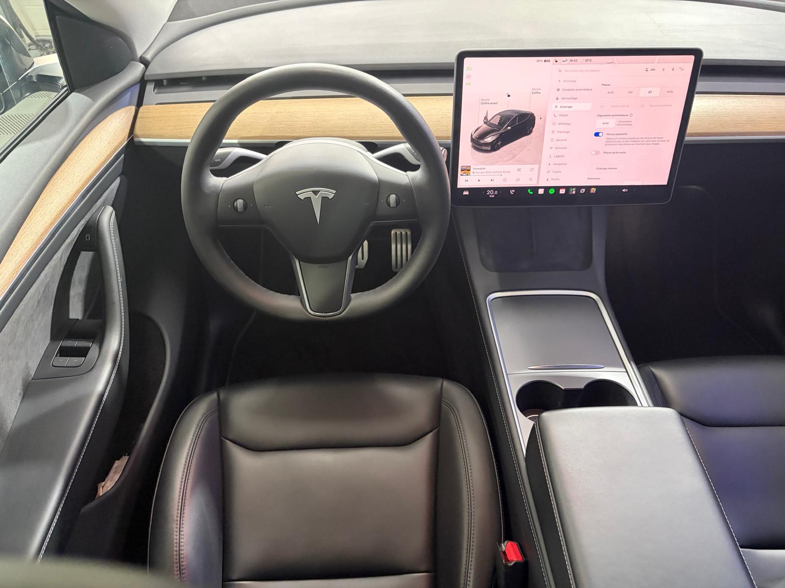 TESLA Model Y Performance - Attelage - AHK - Autopilot amélioré-image-12