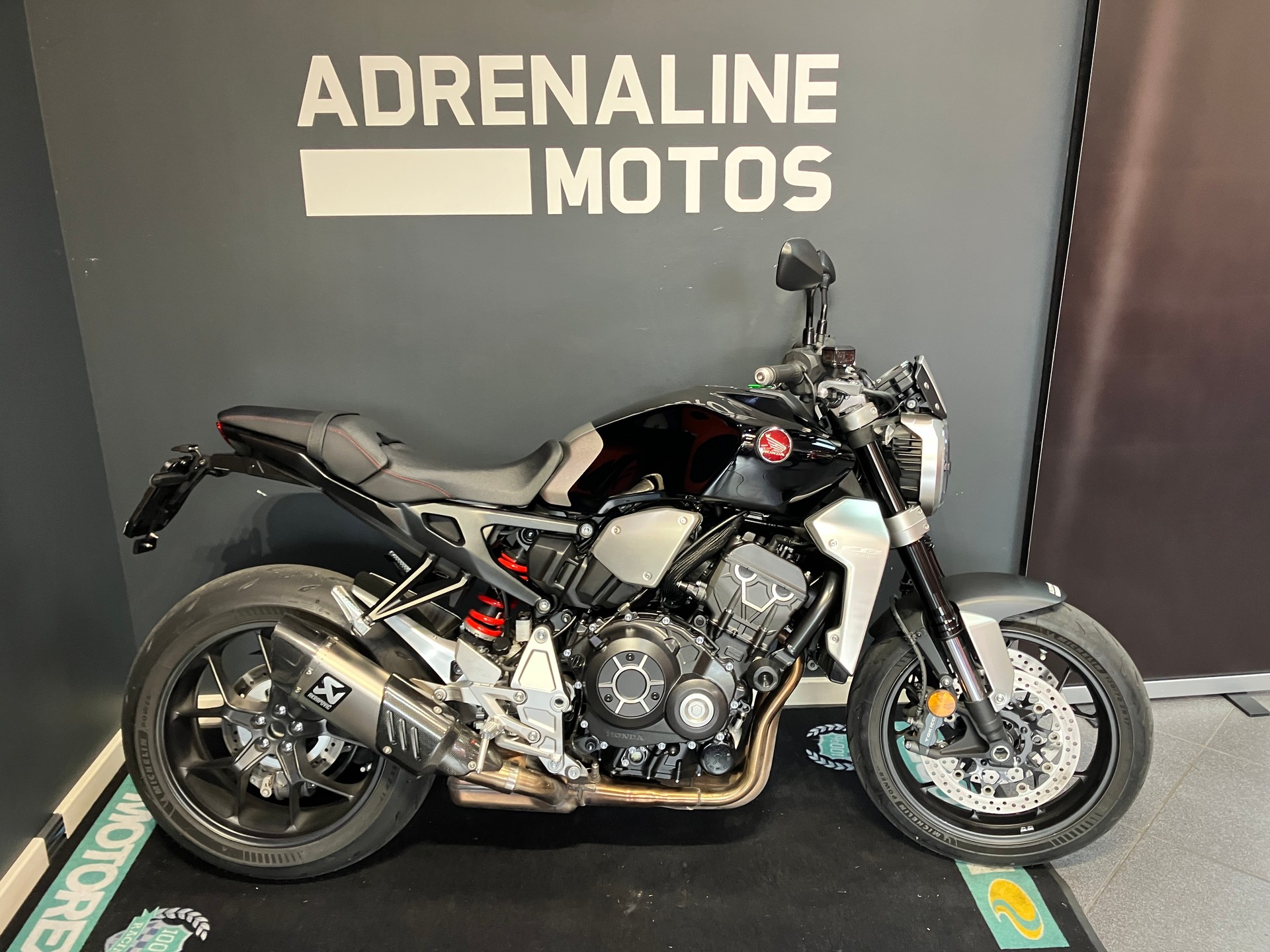 HONDA CB 1000 R ABS-image-0