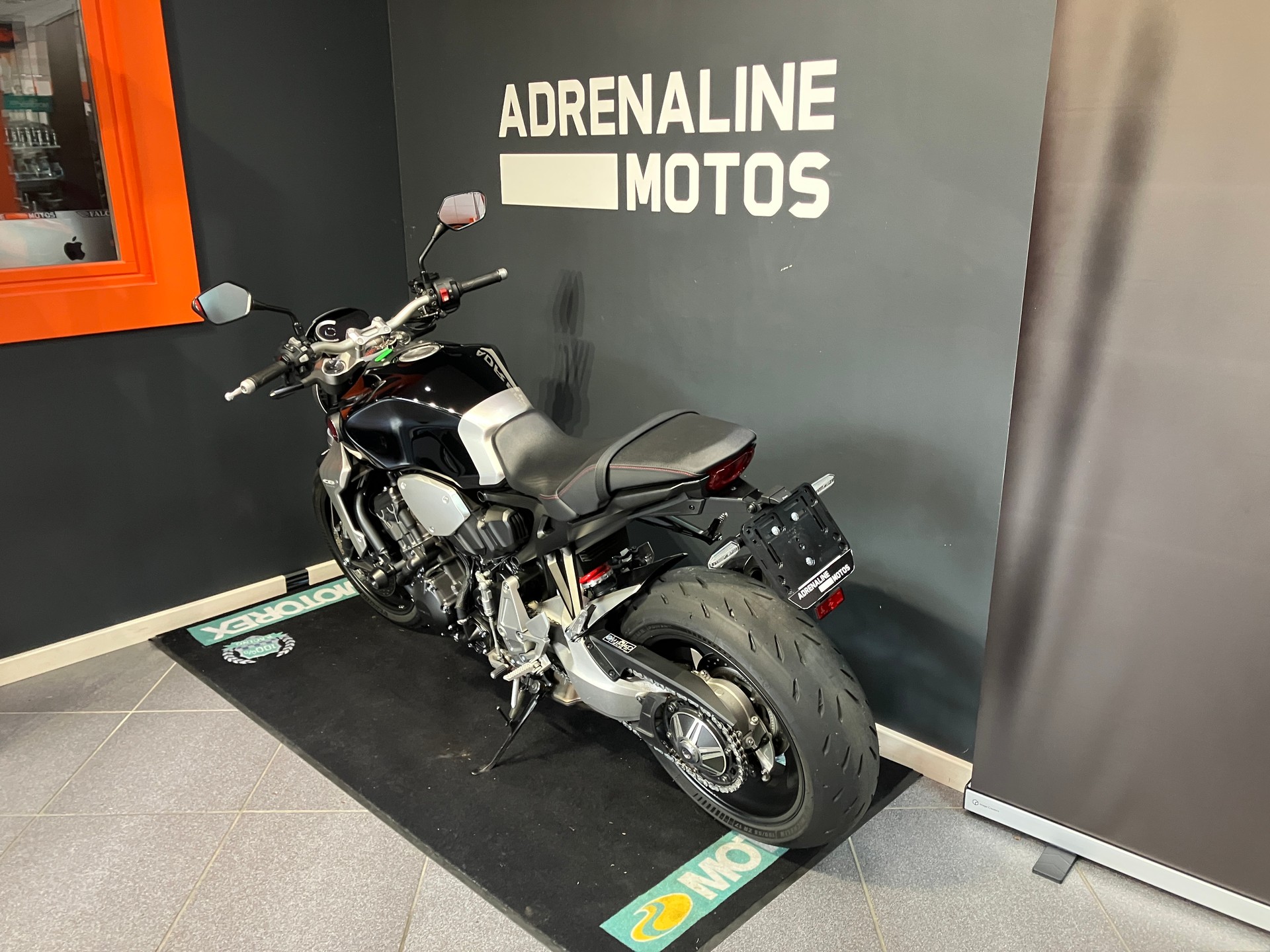 HONDA CB 1000 R ABS-image-5