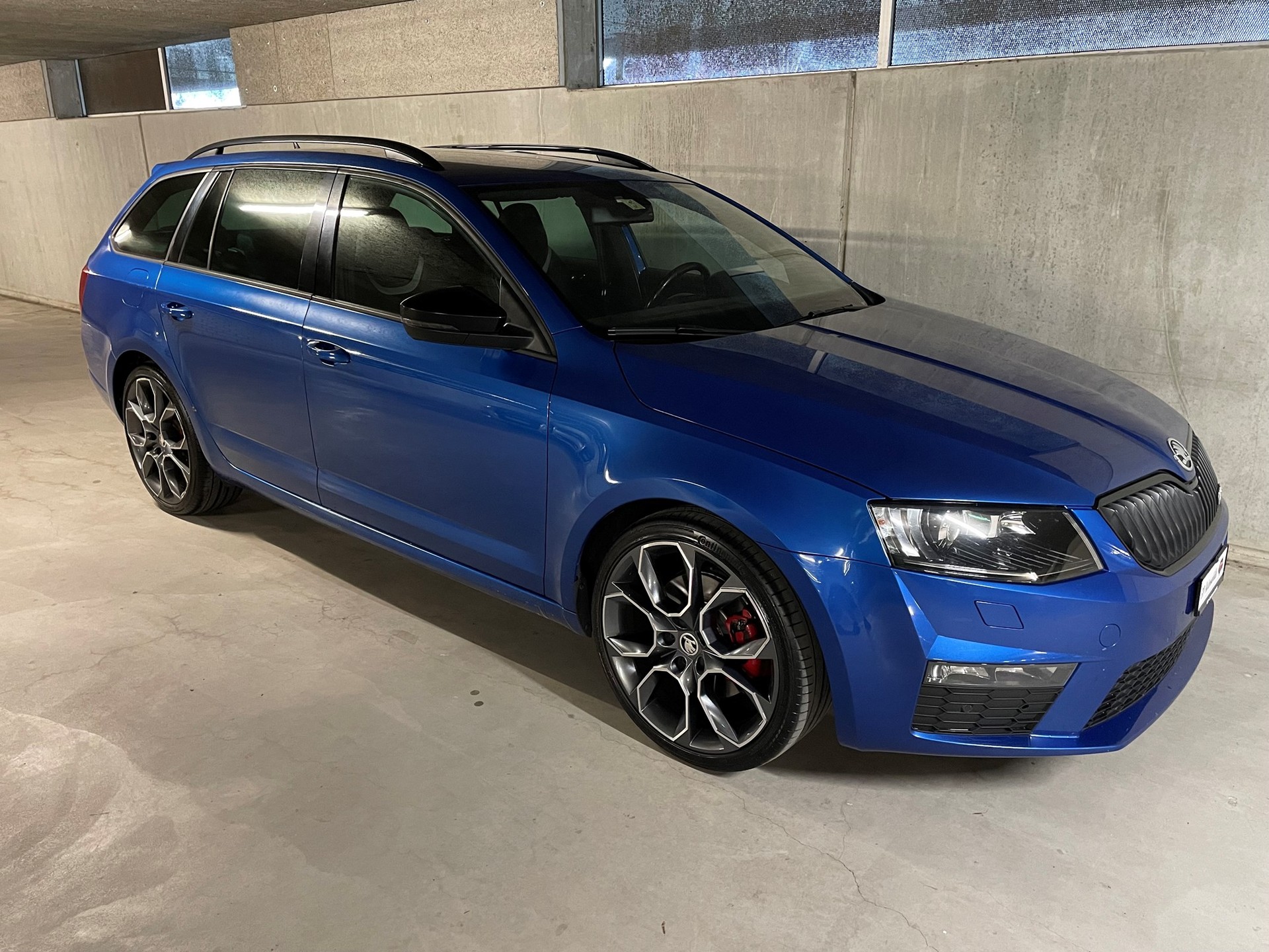 SKODA Octavia Combi 2.0 TDI RS DSG-showroom-element-3