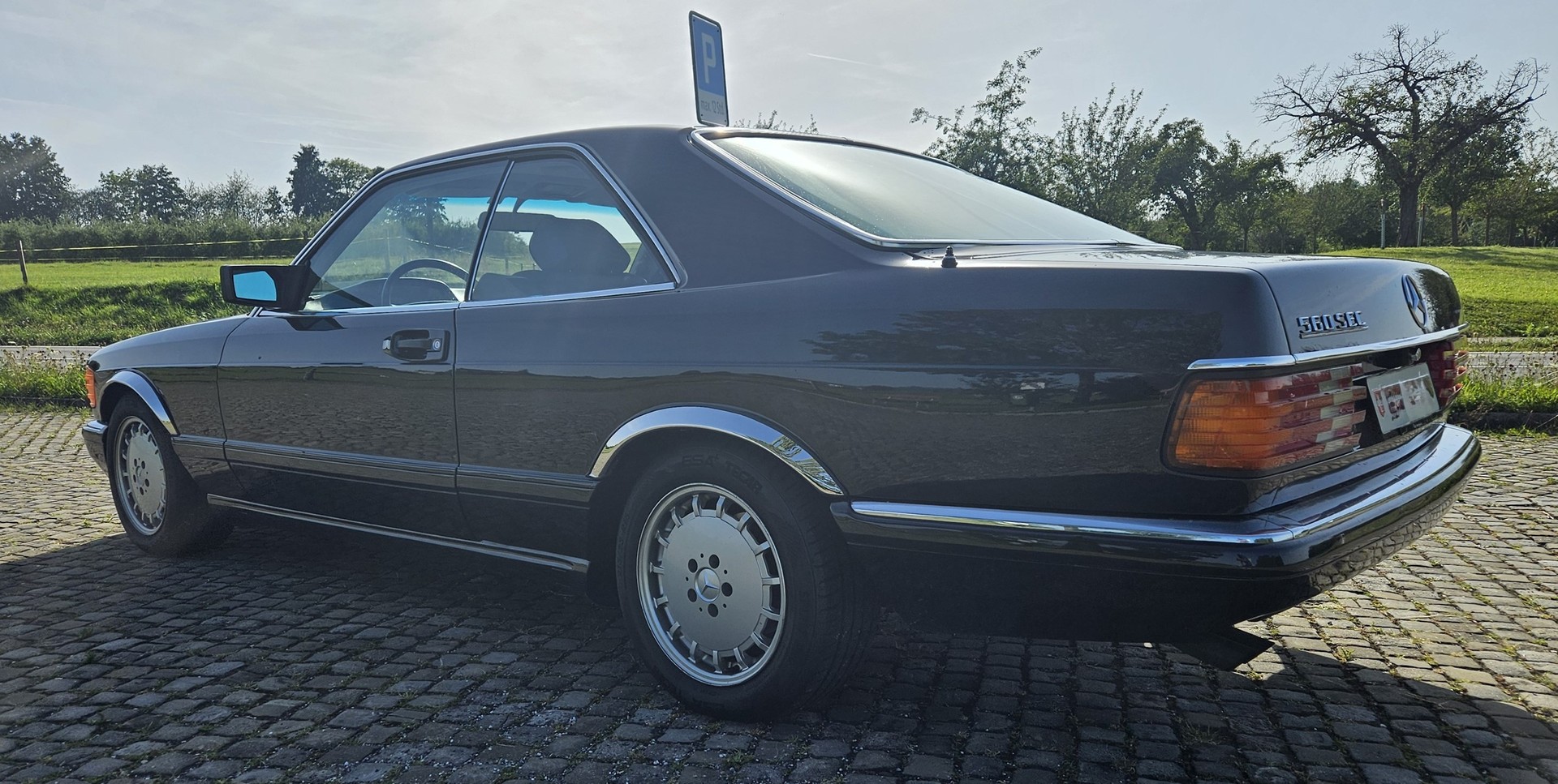 MERCEDES-BENZ SEC 560-image-4