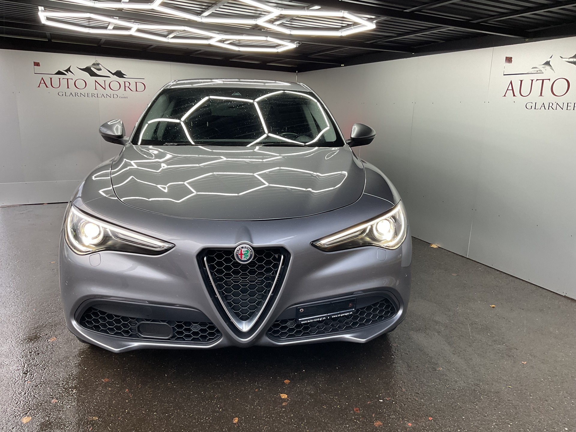 ALFA ROMEO Stelvio 2.0 First Edition Q4 Automatic-showroom-element-1