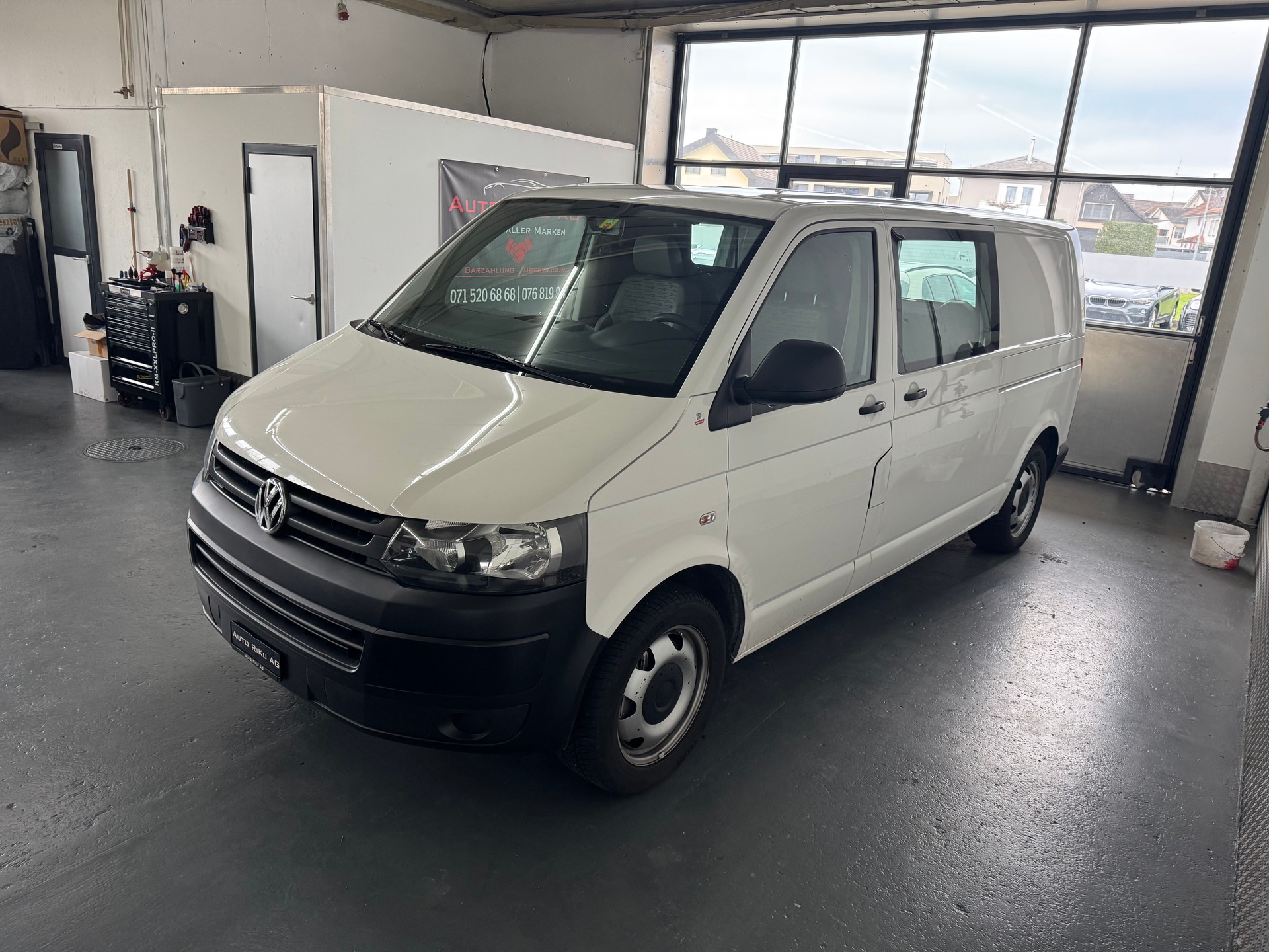 VW T5 2.0 Bi-TDI 4Motion DSG-showroom-element-3