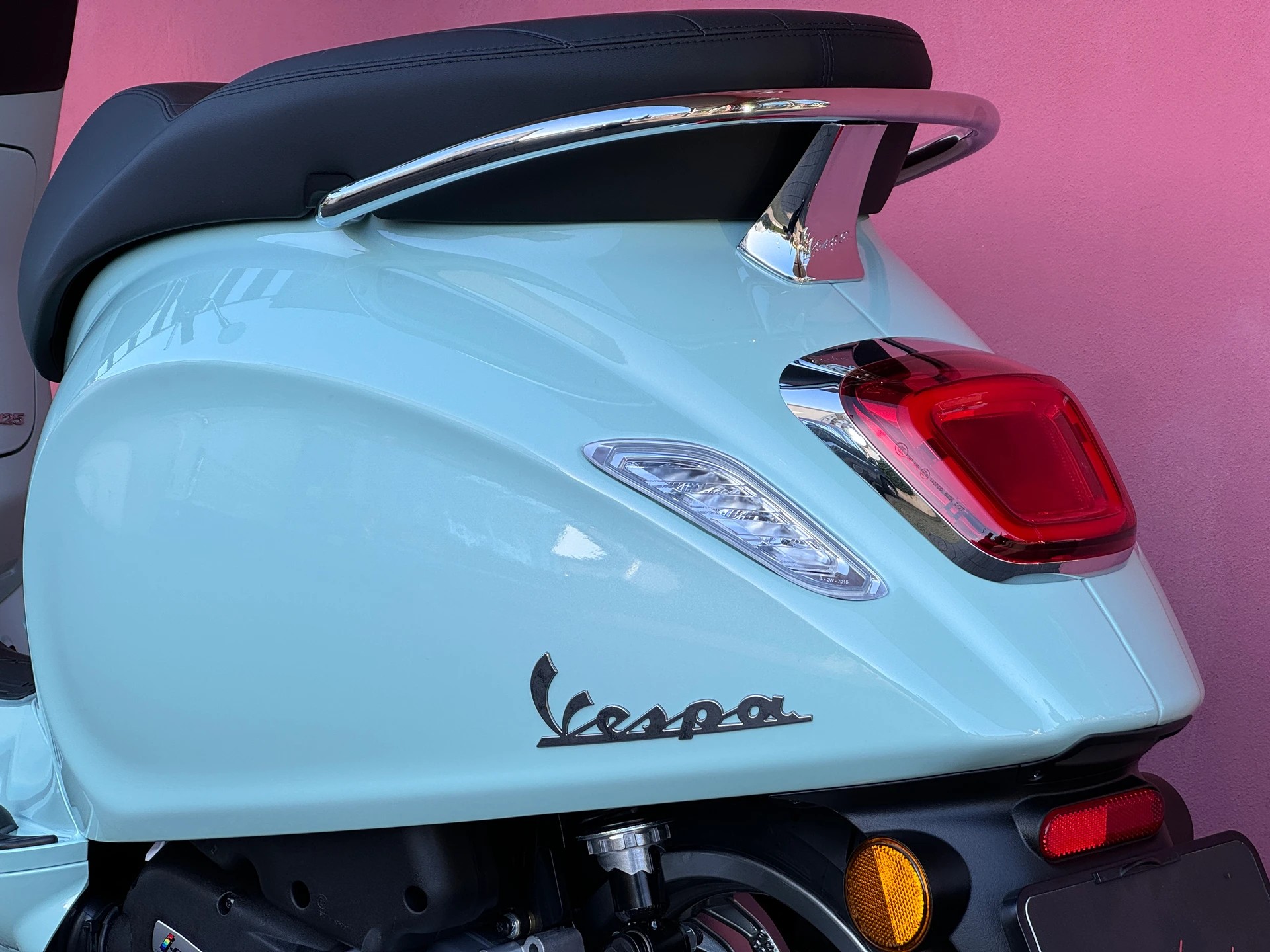 PIAGGIO Vespa 125 Primavera ABS-image-8