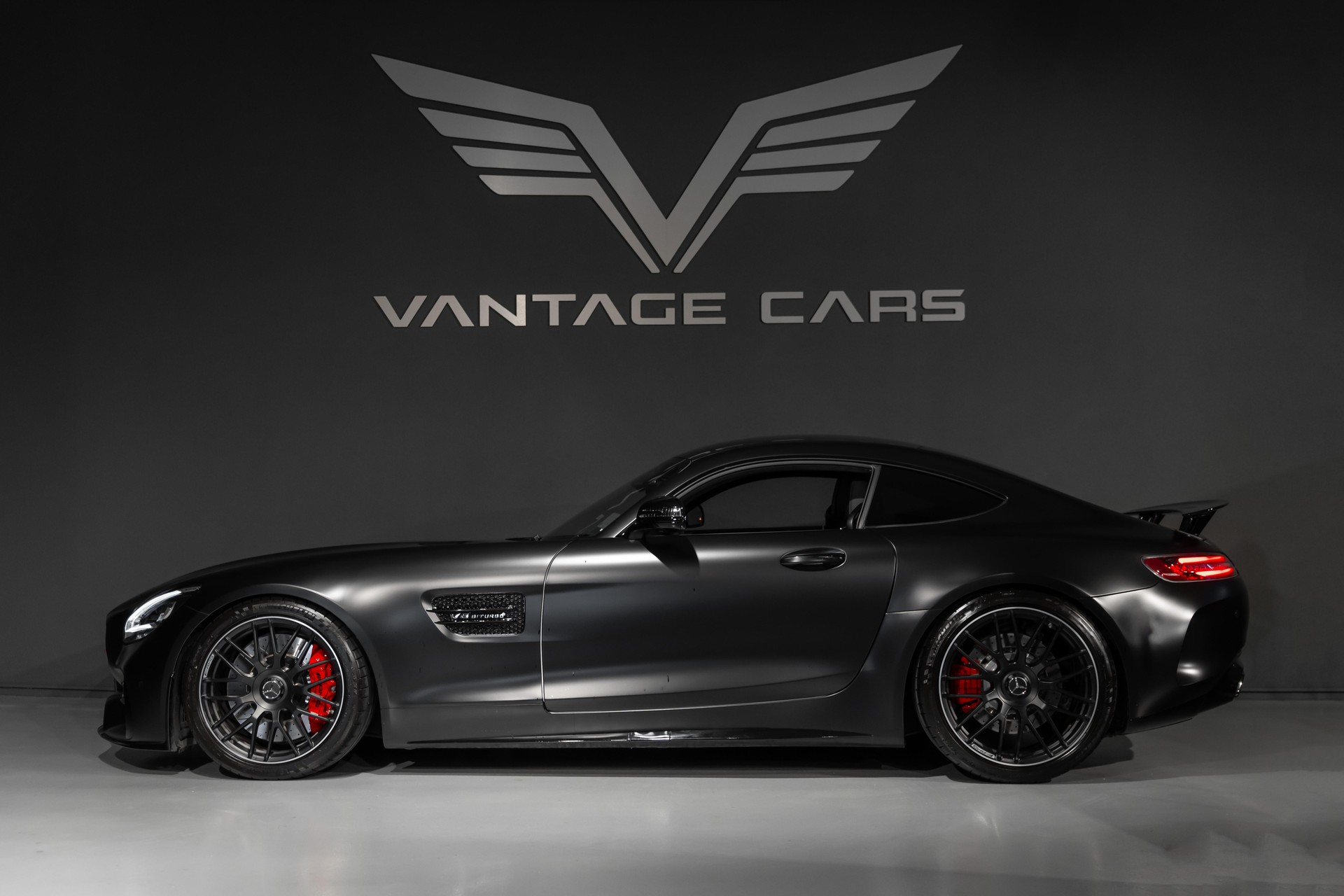 MERCEDES-BENZ AMG GT C Coupé-showroom-element-1