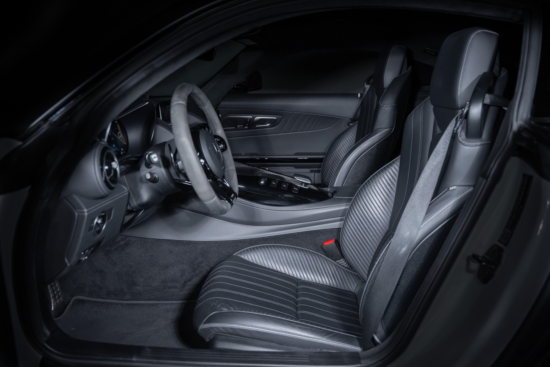 MERCEDES-BENZ AMG GT C Coupé-image-12