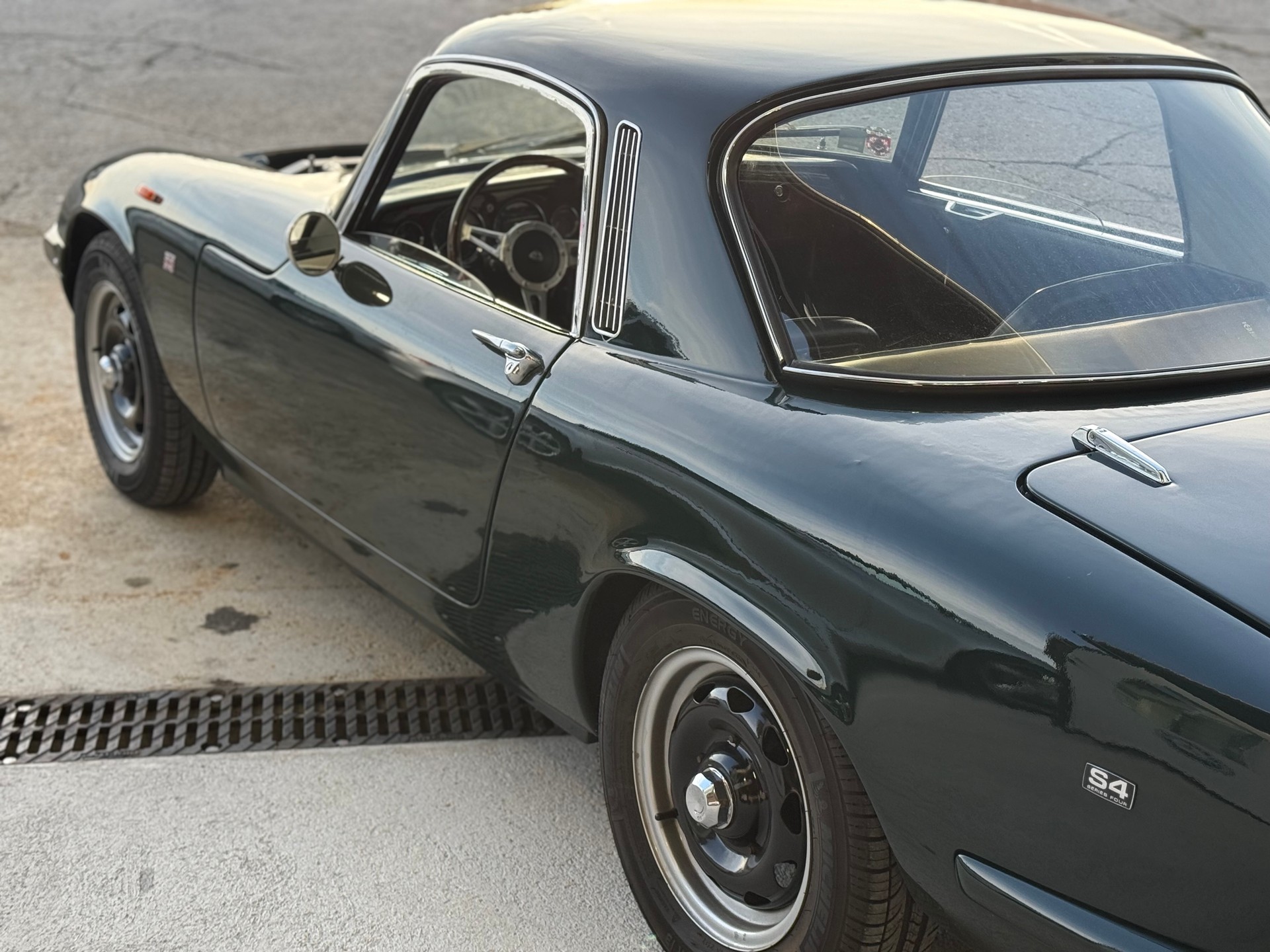 LOTUS ELAN-image-12