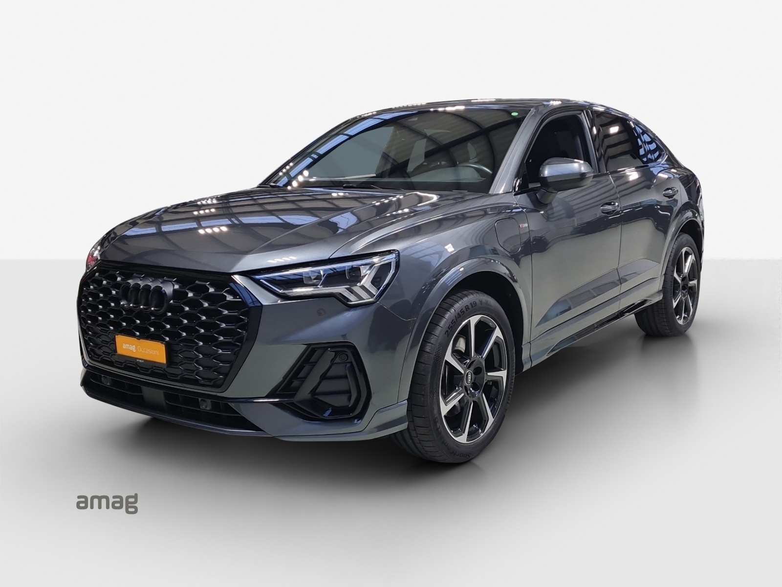 AUDI Q3 Sportback 45 TFSI e S line Attraction S-tronic