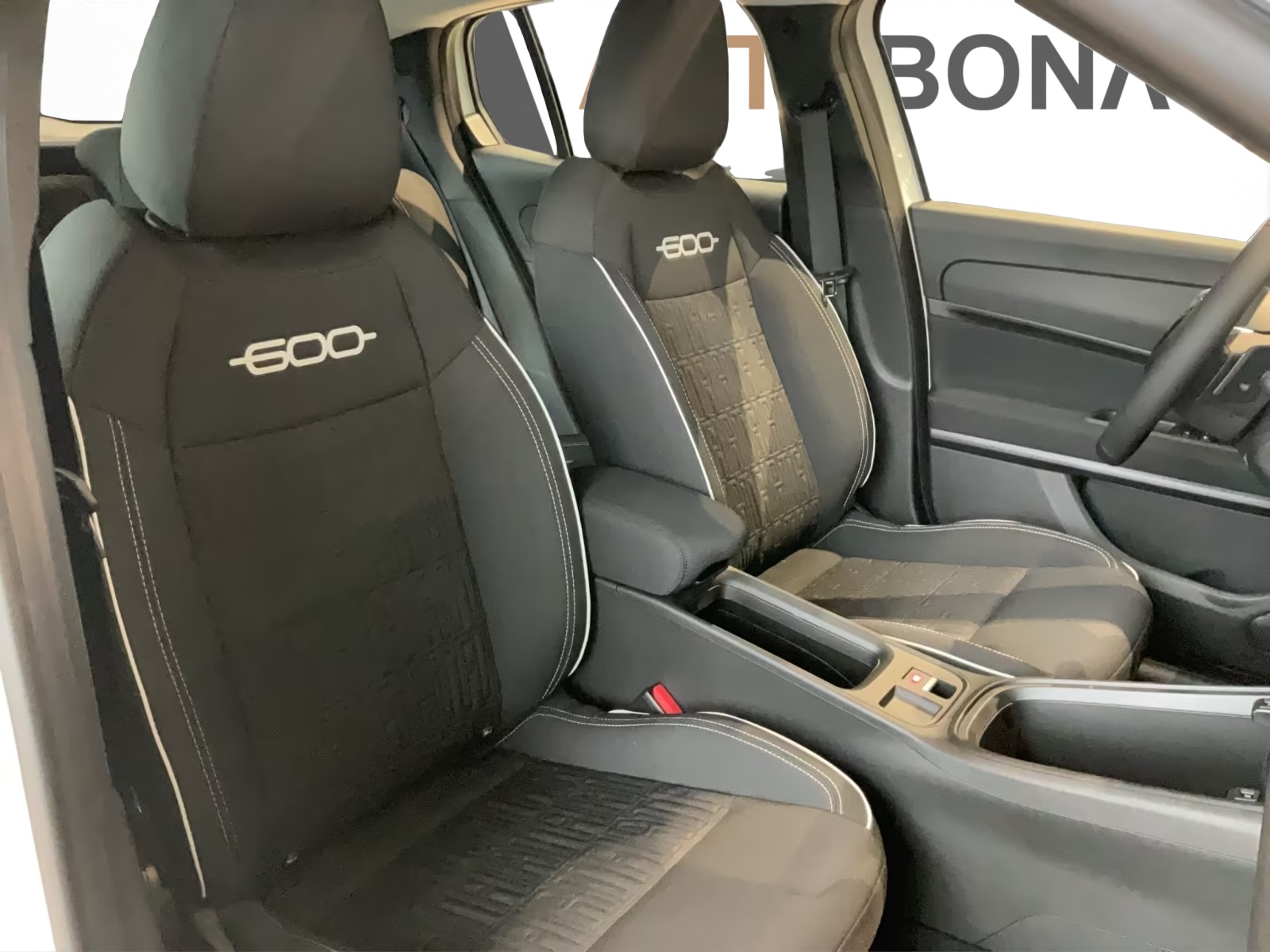 FIAT 600 1.2 Hybrid MHEV 145 Cult-image-25