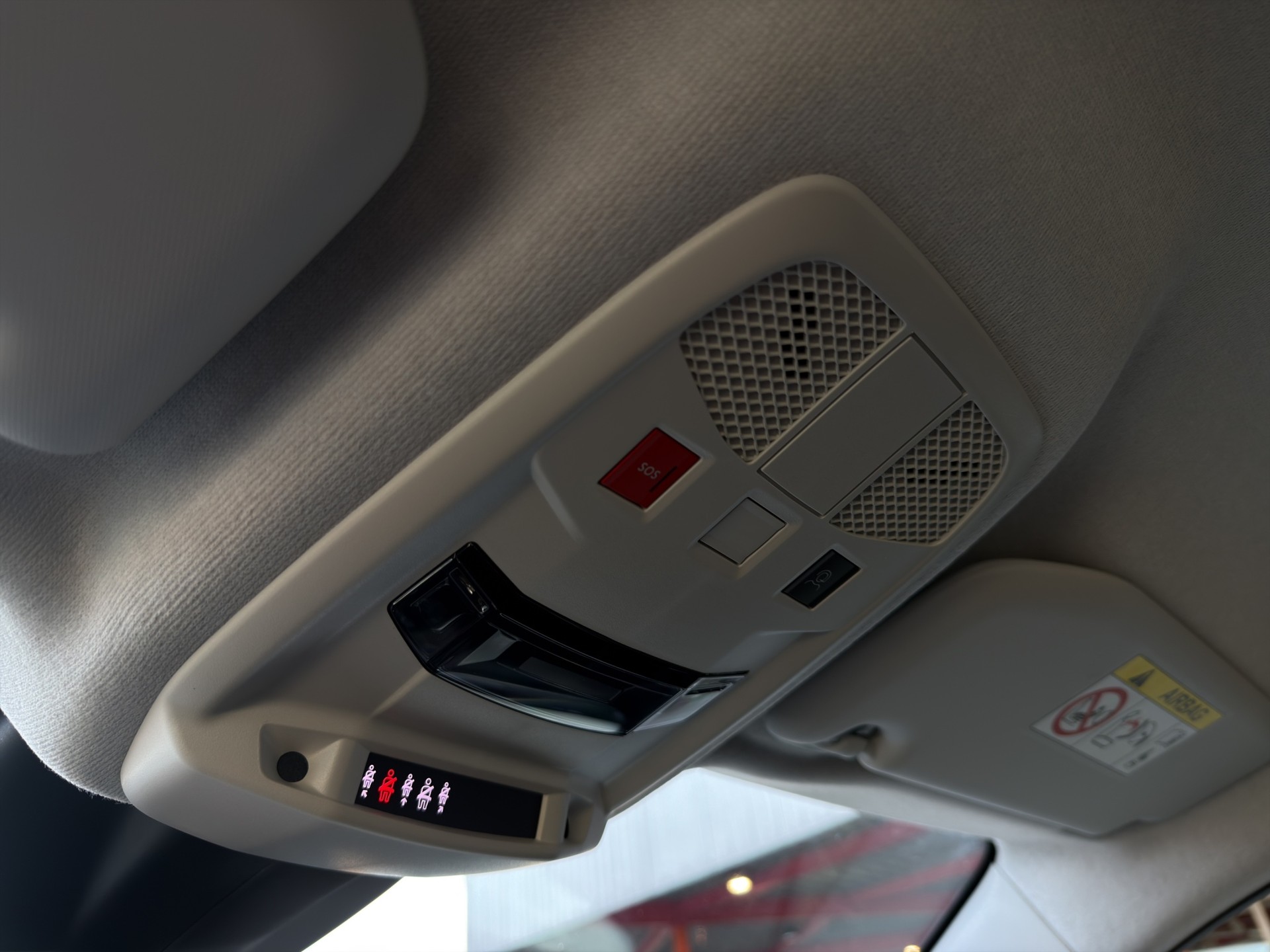 FIAT 600 1.2 Hybrid MHEV 145 Cult-image-40
