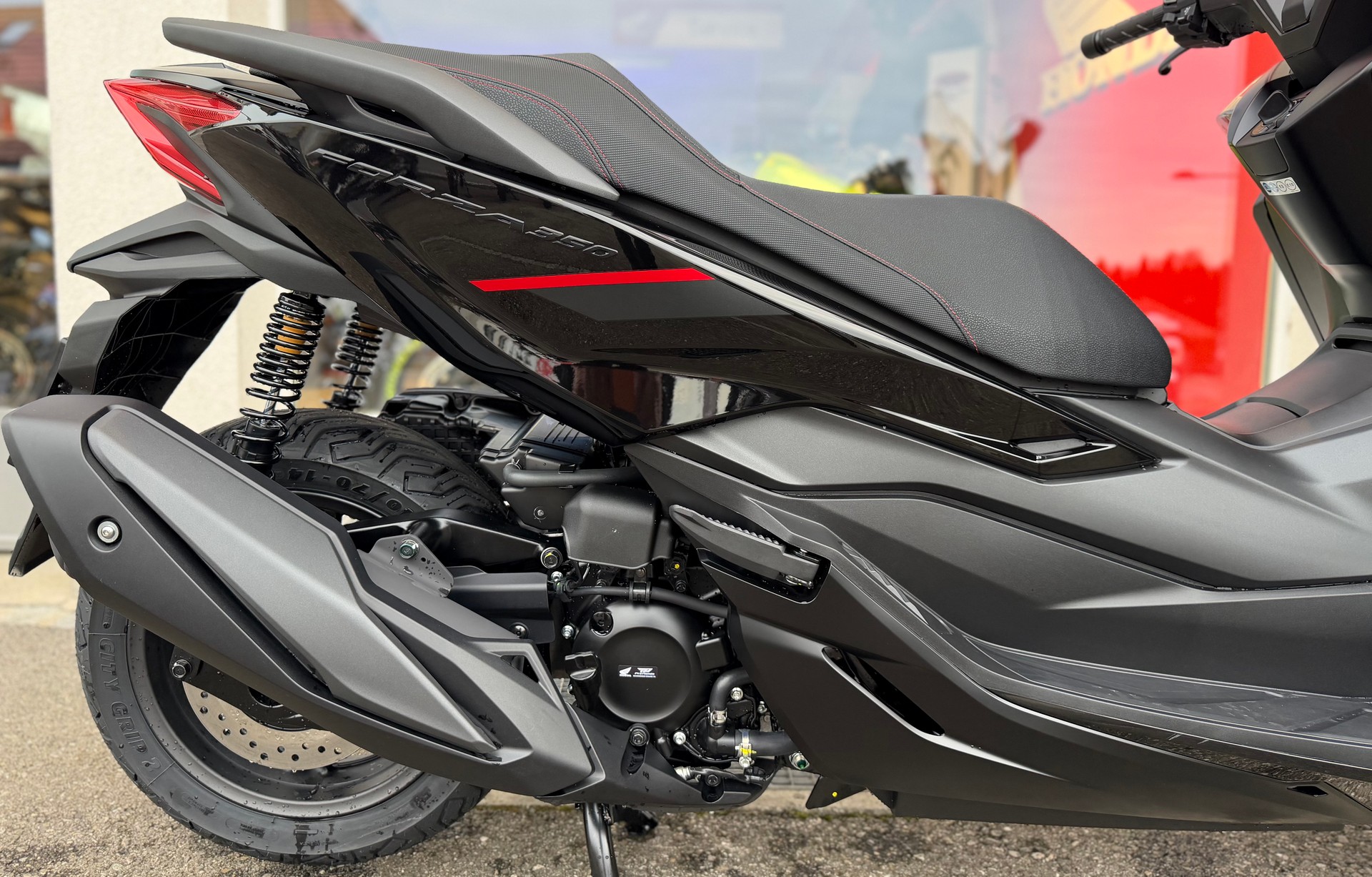 HONDA Forza 350 Special Edition 2026-image-6