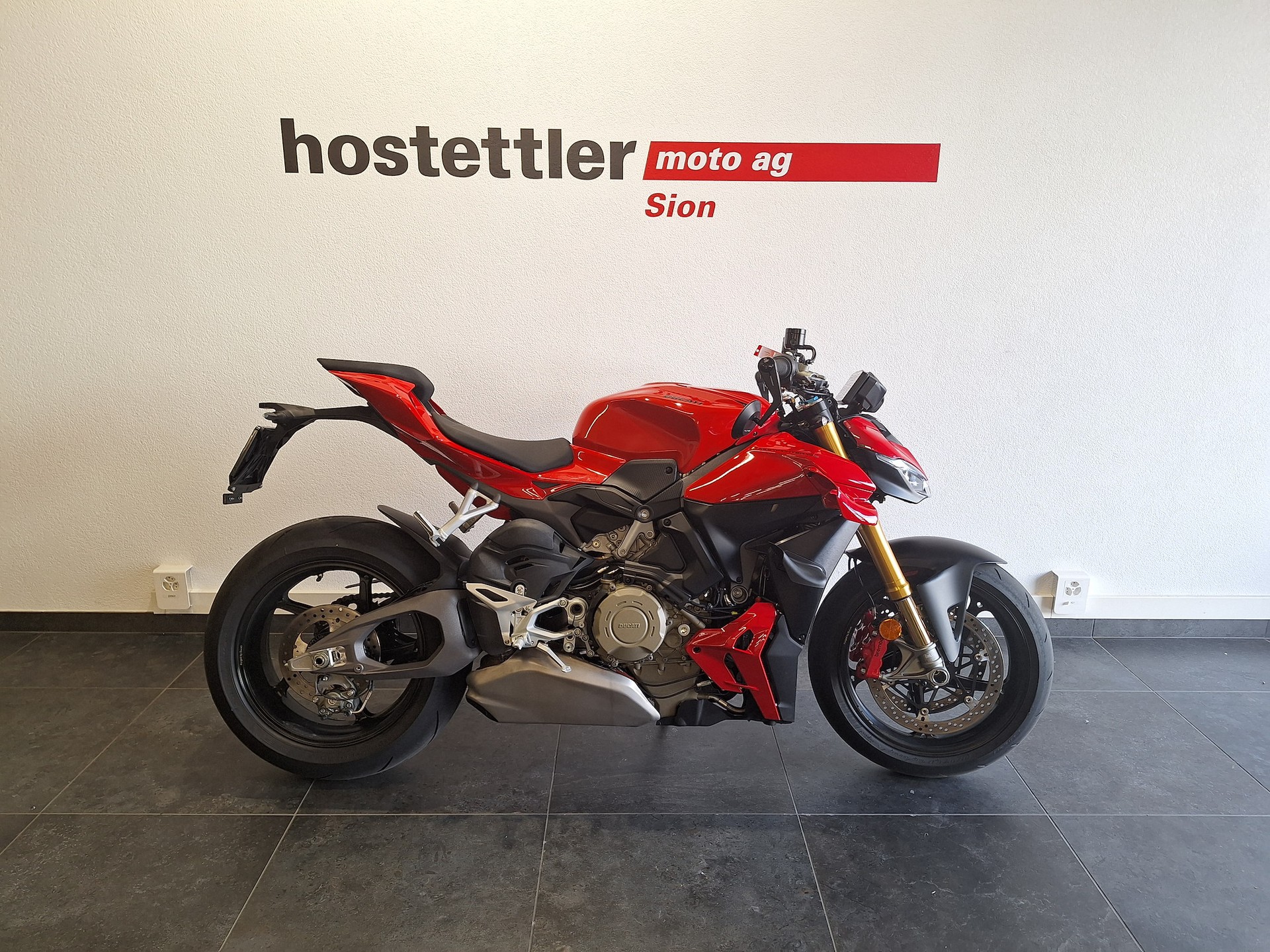 DUCATI Streetfighter V4 S-image-2